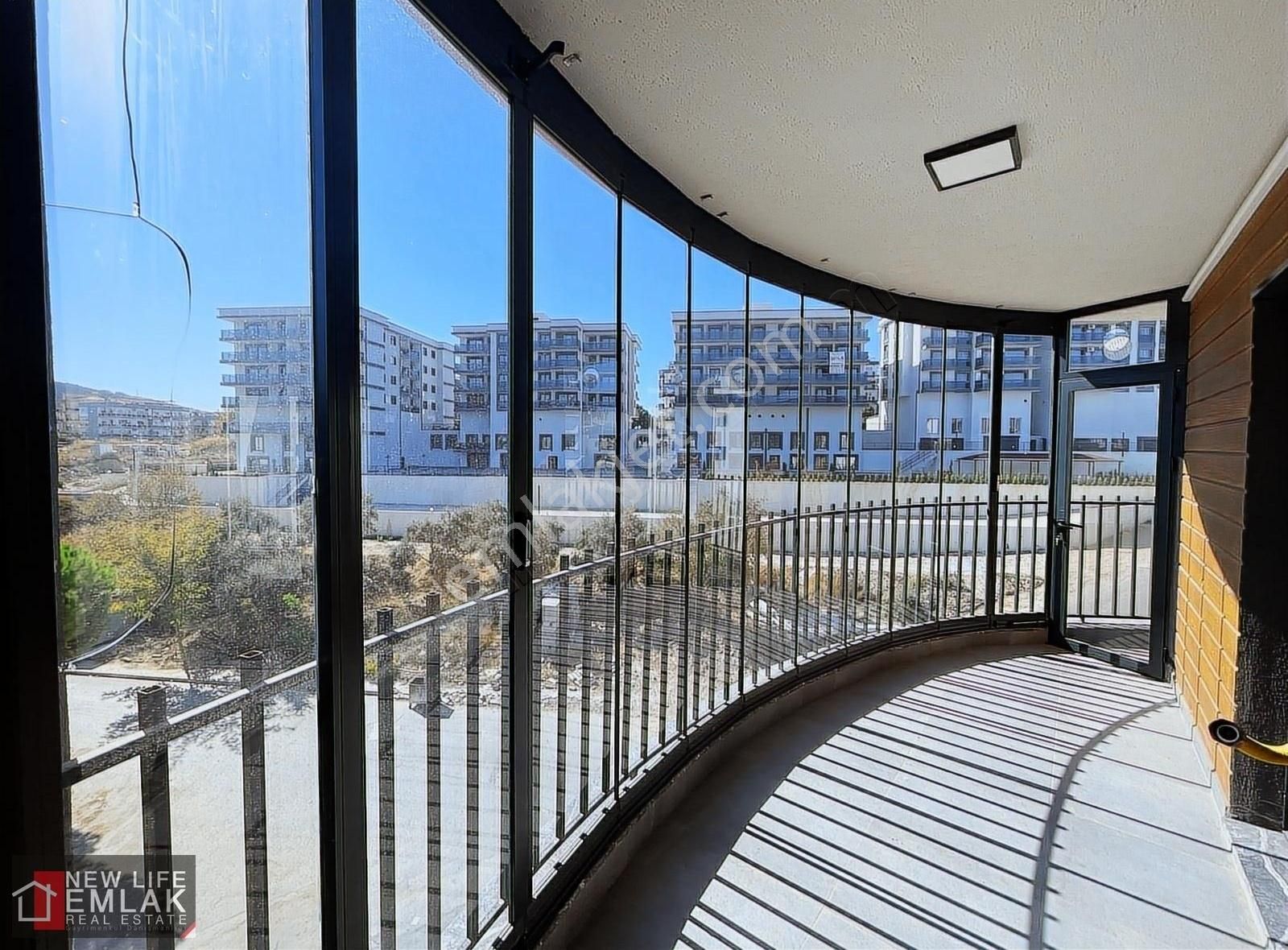 Kuşadası İkiçeşmelikte Kapalı Mutfak 3+1 Daire - Görsel 17