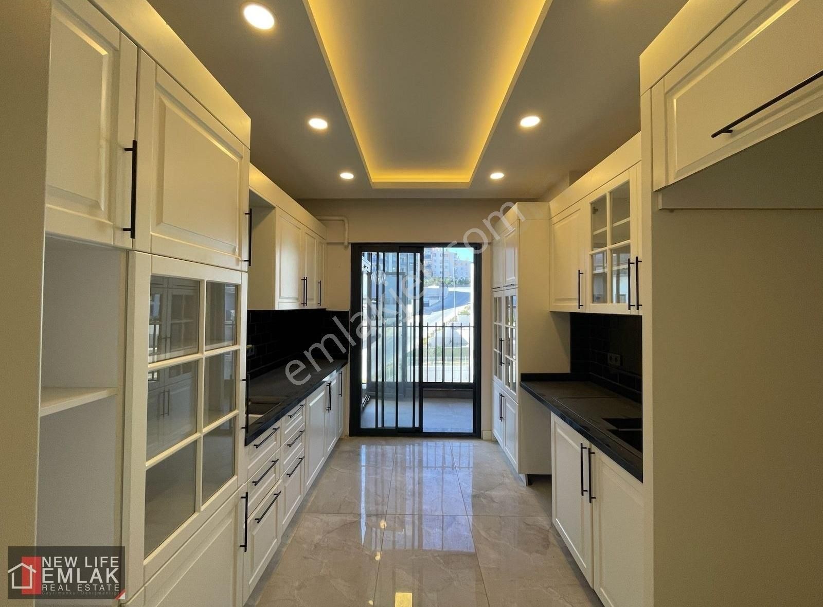 Kuşadası İkiçeşmelikte Kapalı Mutfak 3+1 Daire - Görsel 24