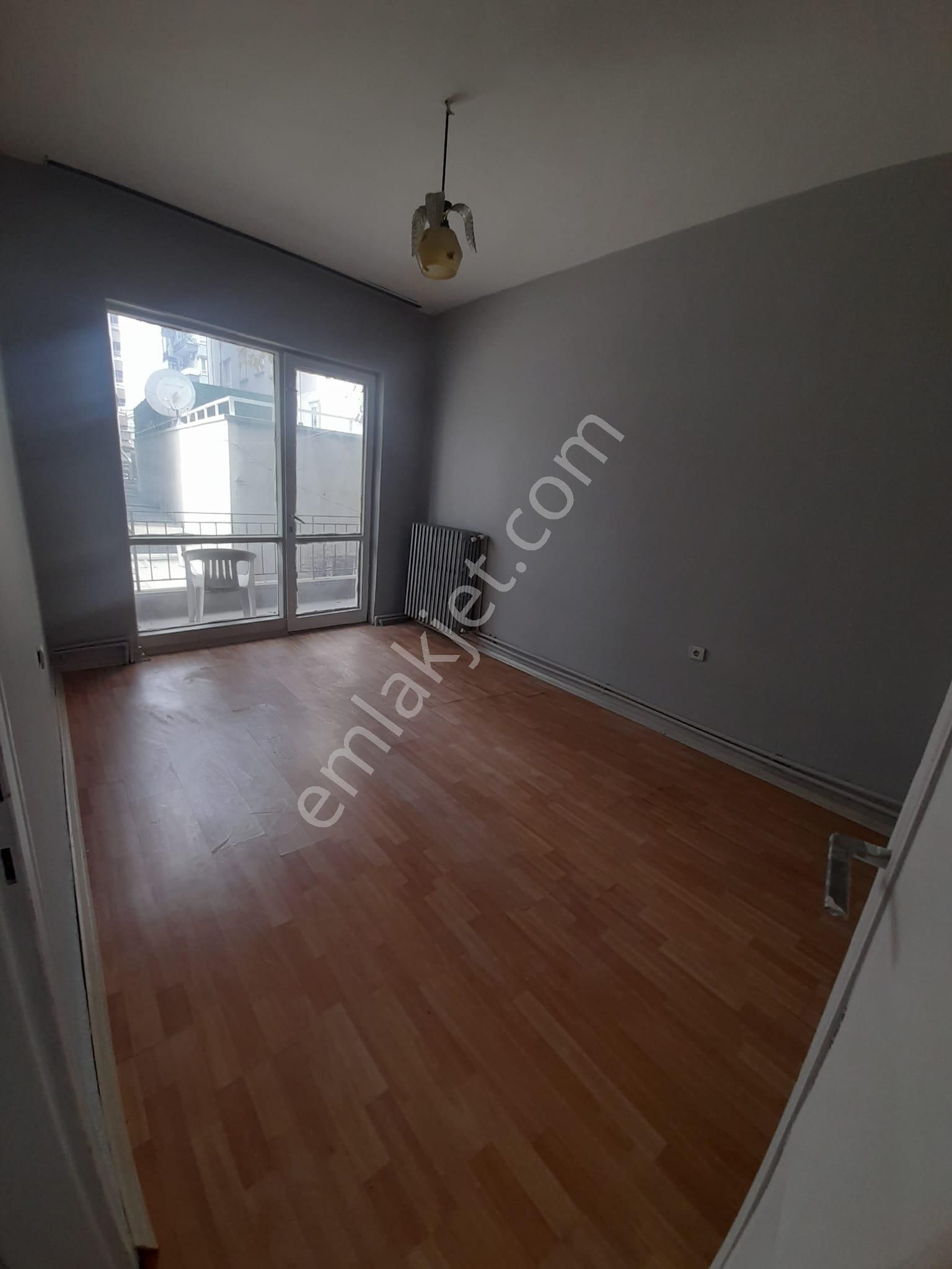 Çankaya ,cebeci ,dirim Sk.ta Bağımsız ,kombili ,ön ,2+1 - Görsel 3