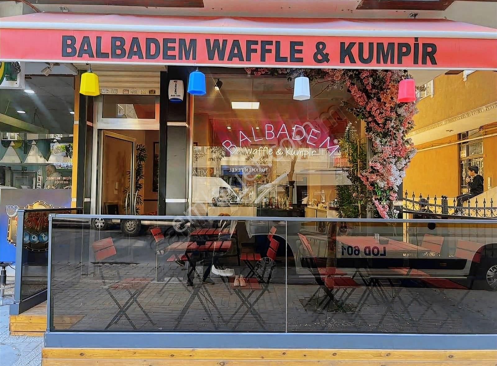 Kemal Paşada Uygun Fiyat Waffle Ve Kumpirci Devren Kiralık - Görsel 4