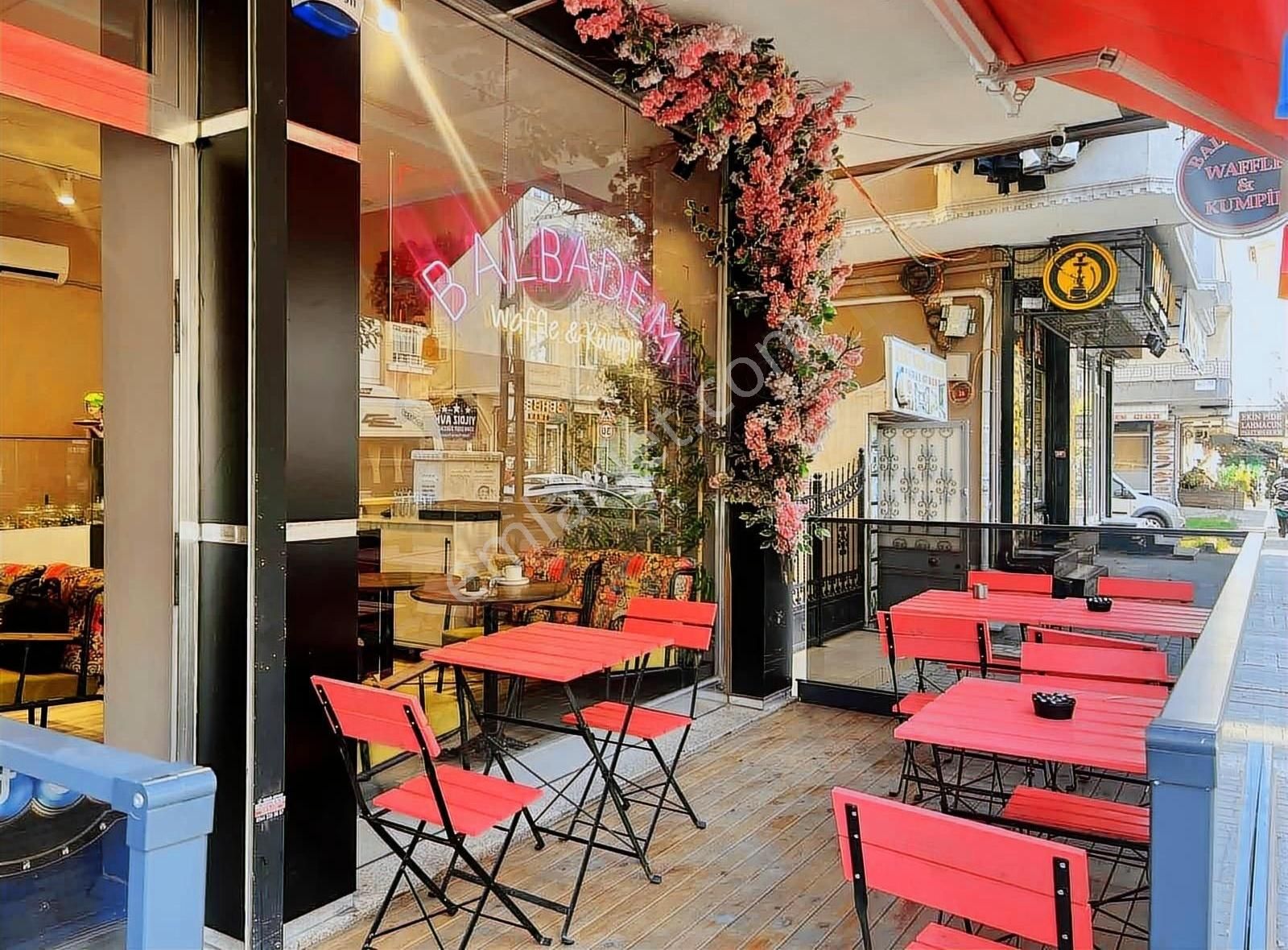 Kemal Paşada Uygun Fiyat Waffle Ve Kumpirci Devren Kiralık - Görsel 2