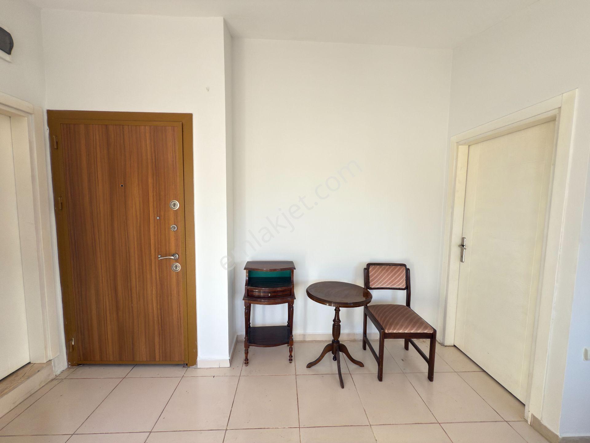 Kuşadası, Türkmen Mh.geniş Teraslı Daire - Görsel 8