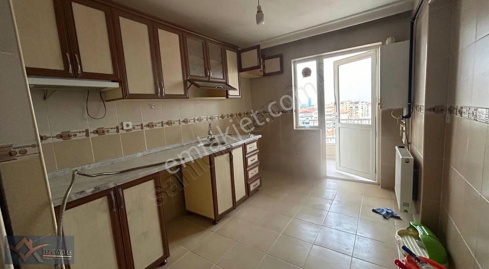 Osmangazi Biçkin Sok. Orta Kat Asansörlü Panoramik Manzara 3+1 - Görsel 3