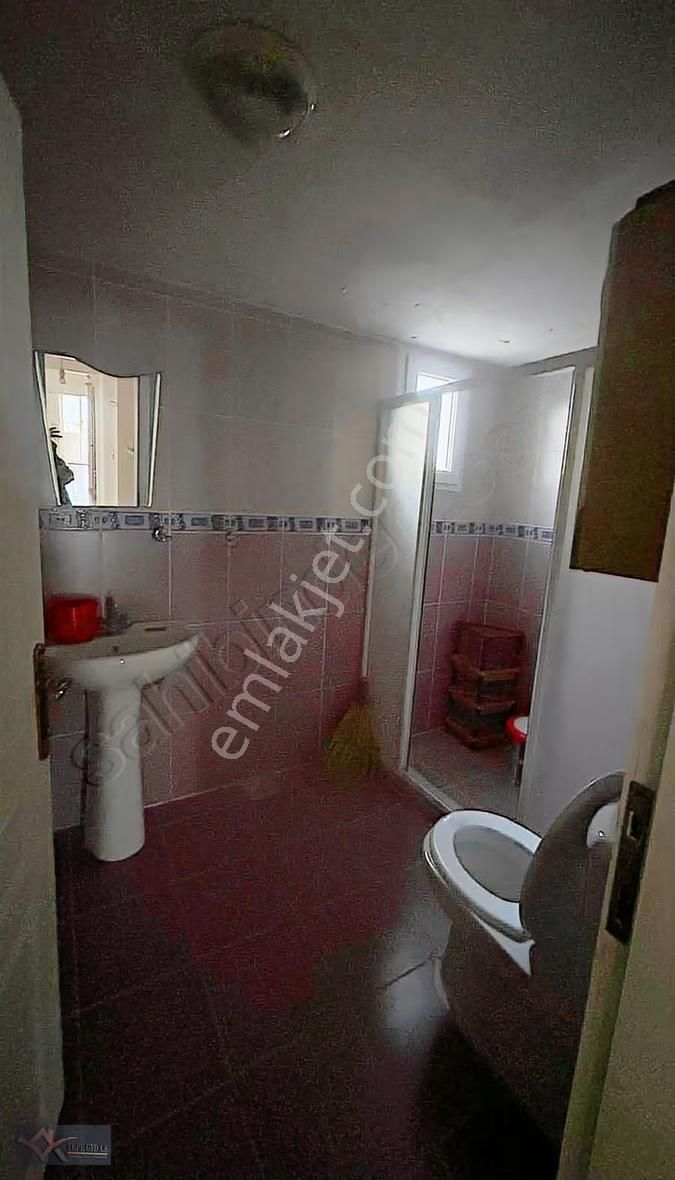 Osmangazi Biçkin Sok. Orta Kat Asansörlü Panoramik Manzara 3+1 - Görsel 28