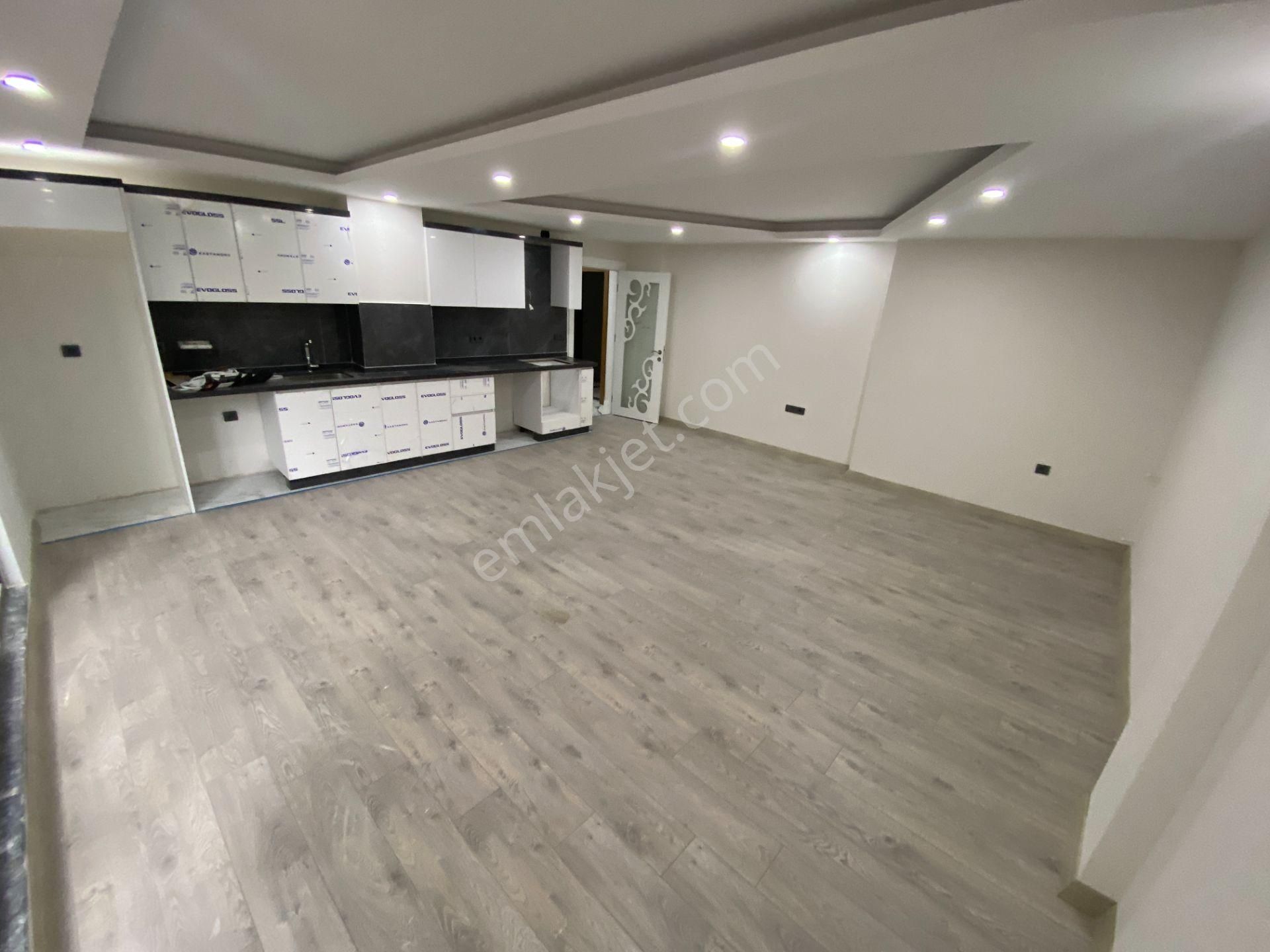 Güllük Ptt Arkası Çok Geniş K.otoparklı 2+1 - Görsel 10