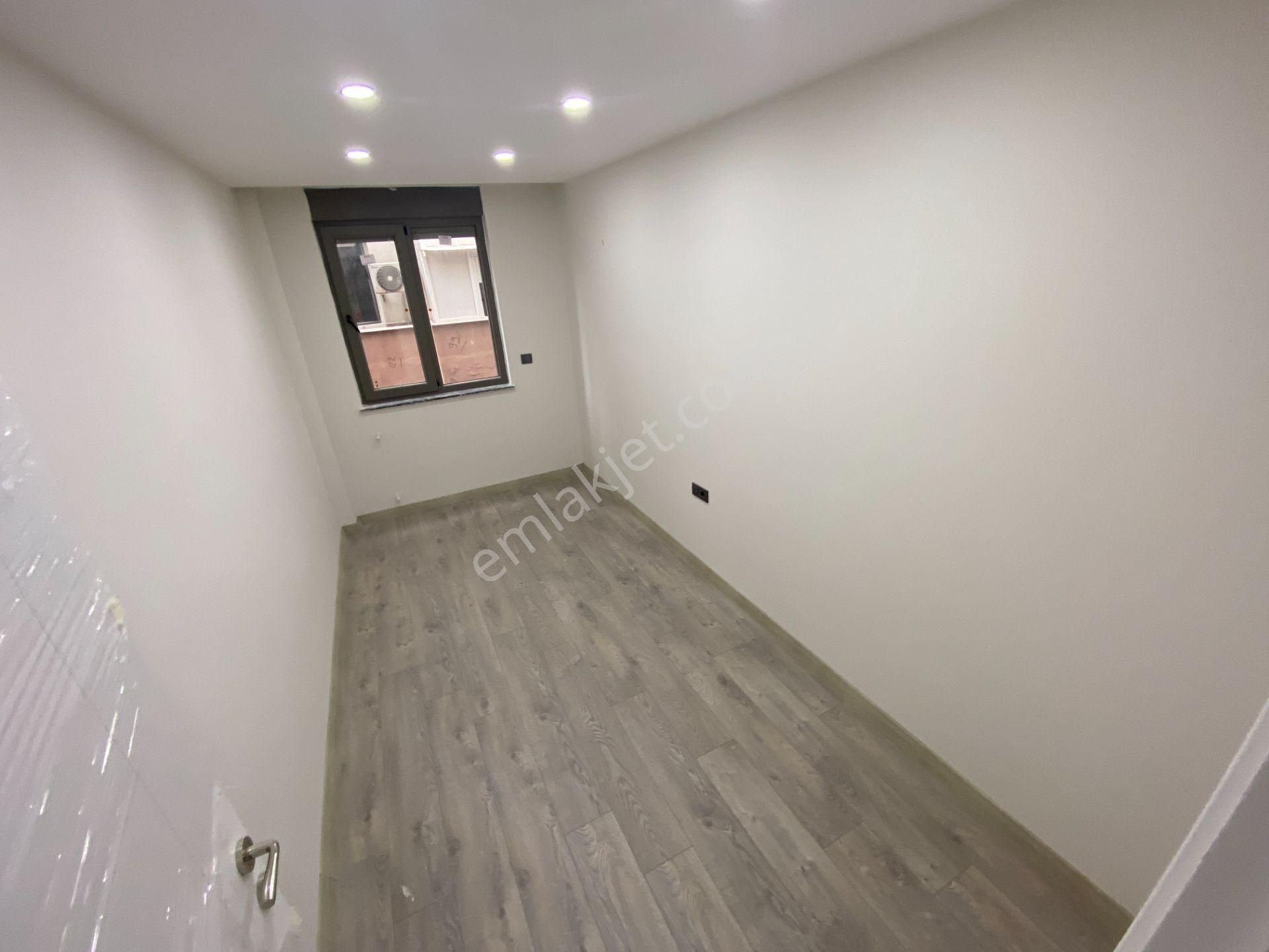 Güllük Ptt Arkası Çok Geniş K.otoparklı 2+1 - Görsel 17