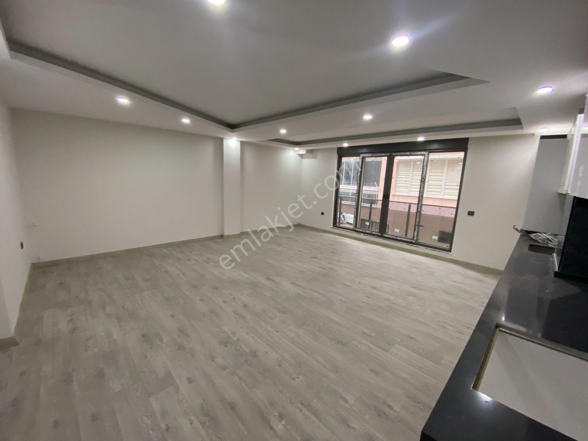 Güllük Ptt Arkası Çok Geniş K.otoparklı 2+1 - Görsel 4