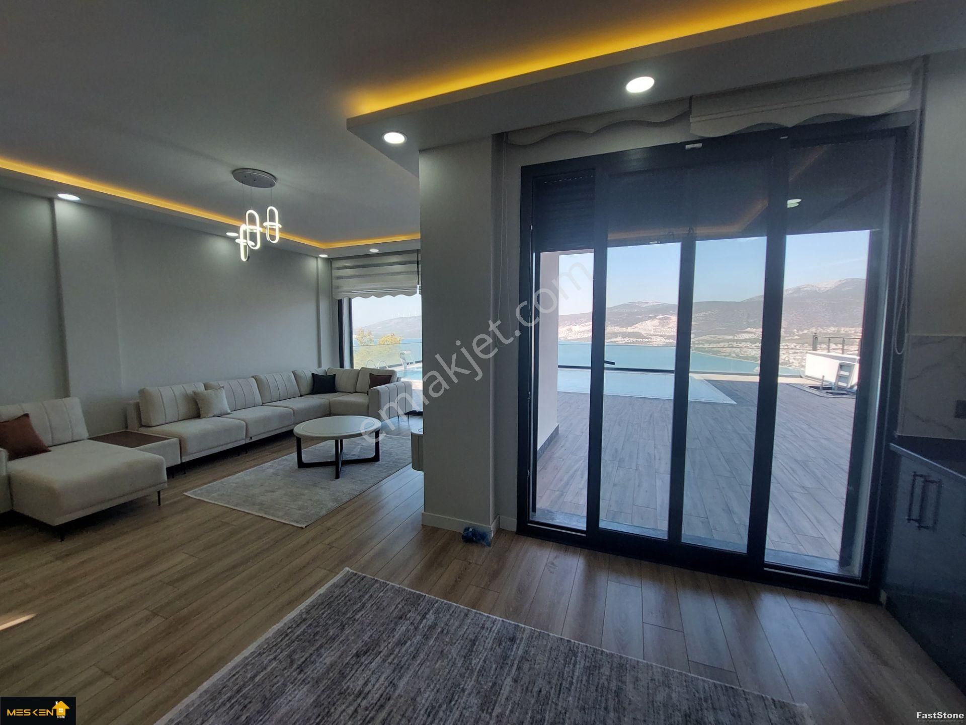 Didim Akbük'de Mavi,sarı Ve Yeşilin En Güzel Tınlarının Buluştuğu Villa!!! - Görsel 12