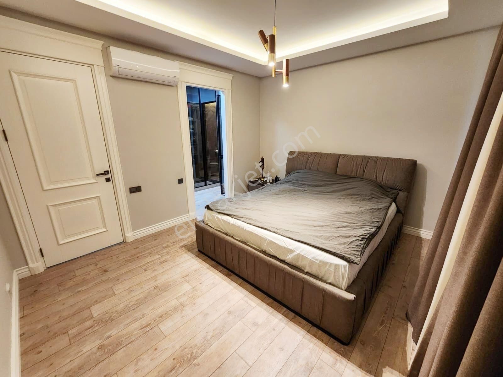 ░_*arcıty*_░den Merkezi Konumda Ultra Lüks Havuzlu Site İçi 4+1 - Görsel 32