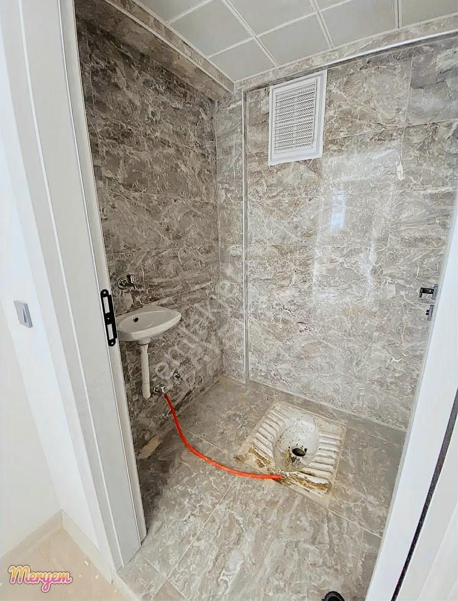 Beşikkaya 8 Cadde Borsa İstanbullisesi Yanı Bu Fiyata Daire Yok - Görsel 2