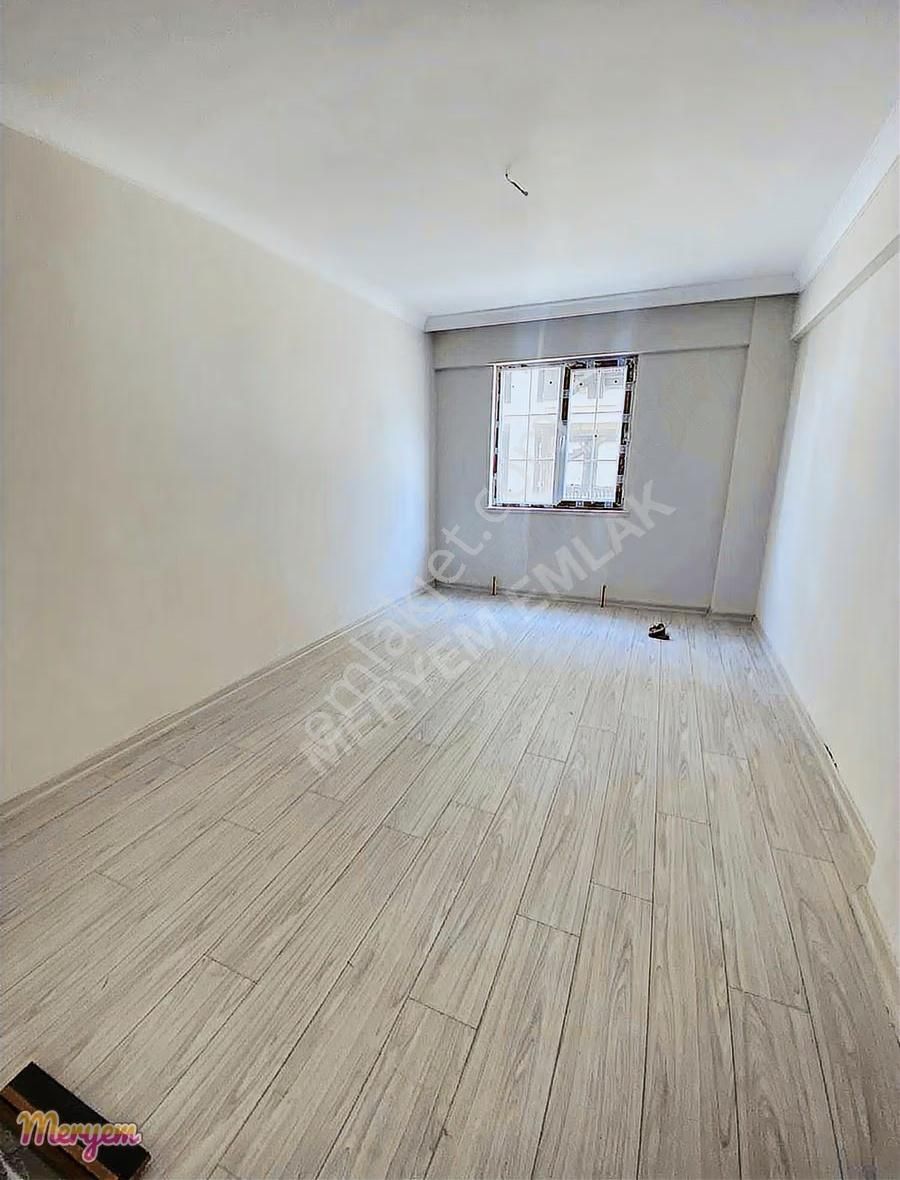 Beşikkaya 8 Cadde Borsa İstanbullisesi Yanı Bu Fiyata Daire Yok - Görsel 3