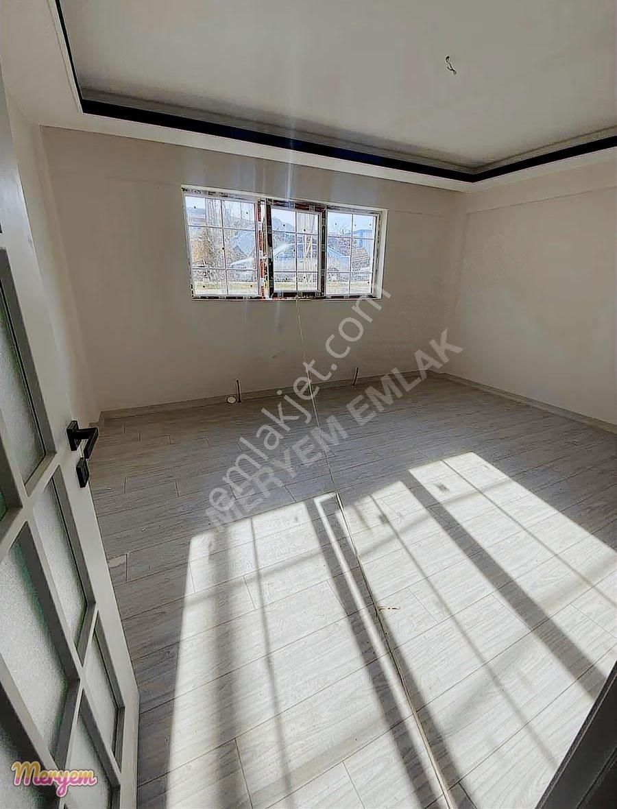 Beşikkaya 8 Cadde Borsa İstanbullisesi Yanı Bu Fiyata Daire Yok - Görsel 19