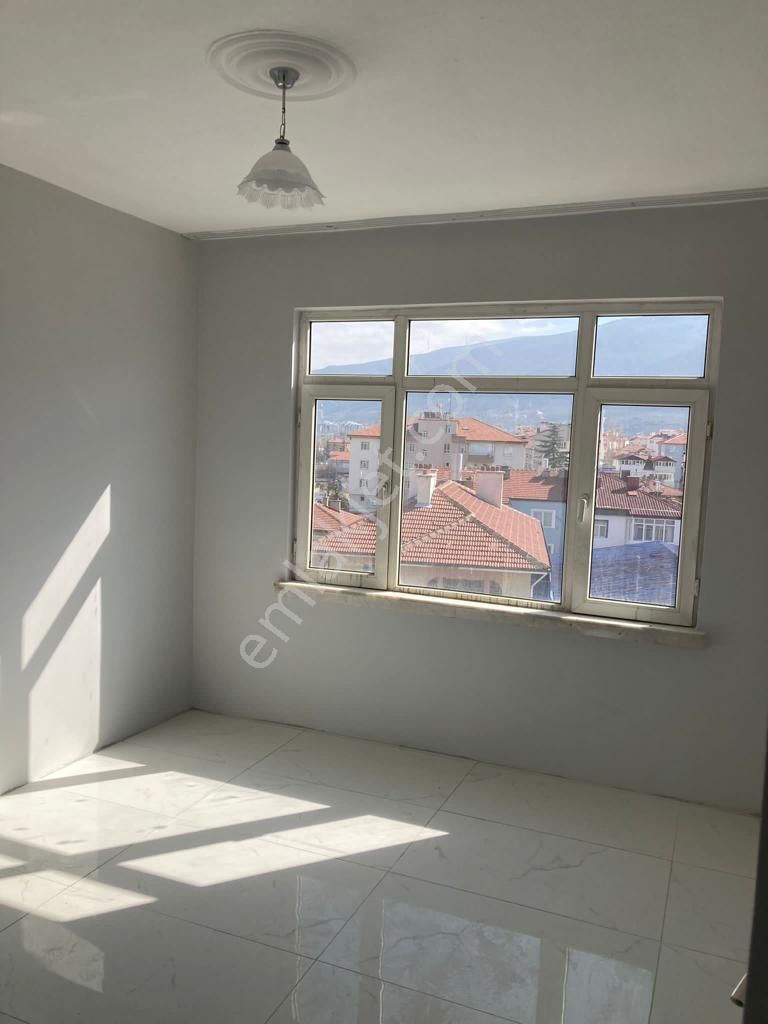 Nasreddin Emlaktan Sanayi Yolu Üzeri Satılık Bakımlı Daire - Görsel 25