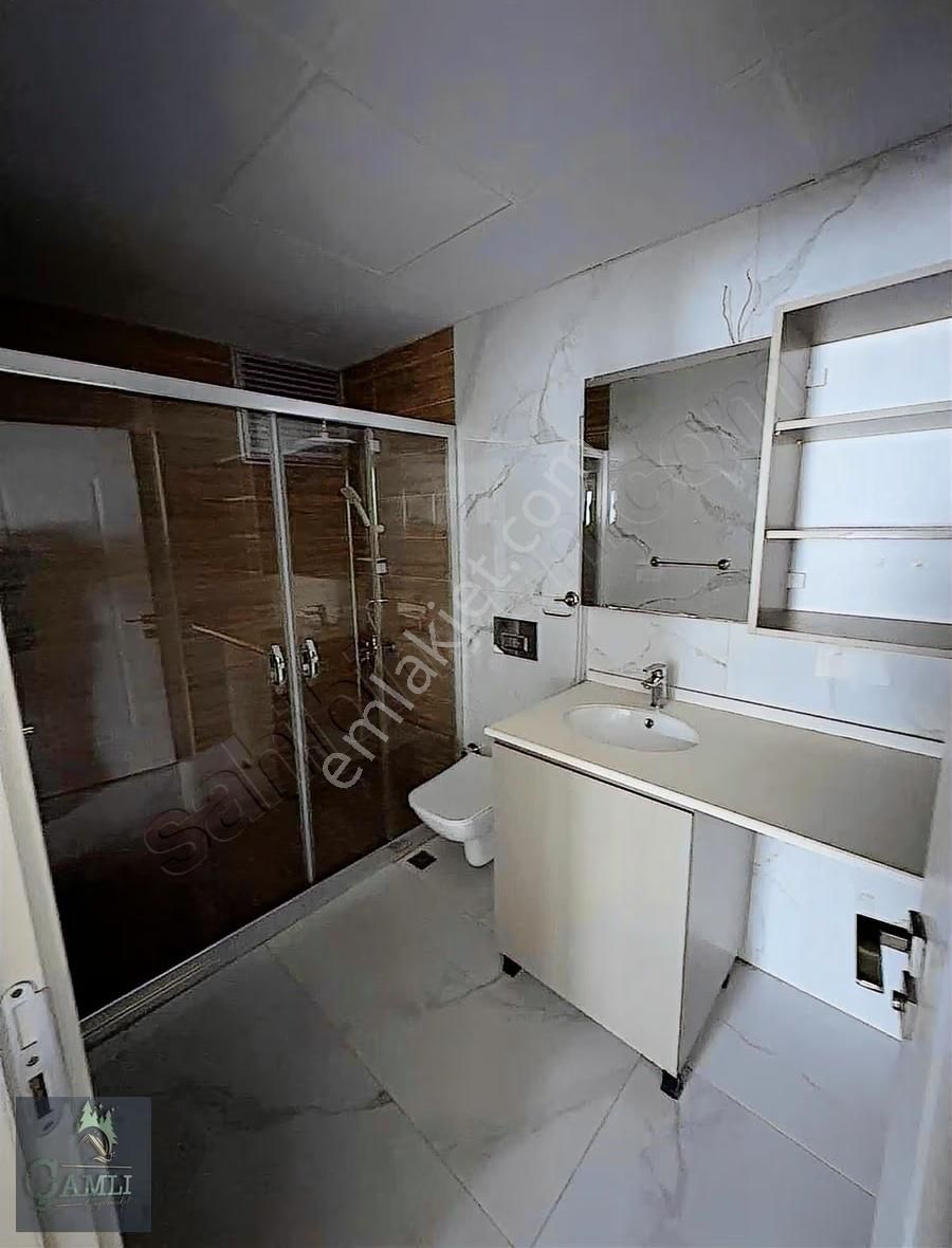 Seferisar Camikebir Muhteşem Lokasyonda Kiralık 3+1 Daire - Görsel 9