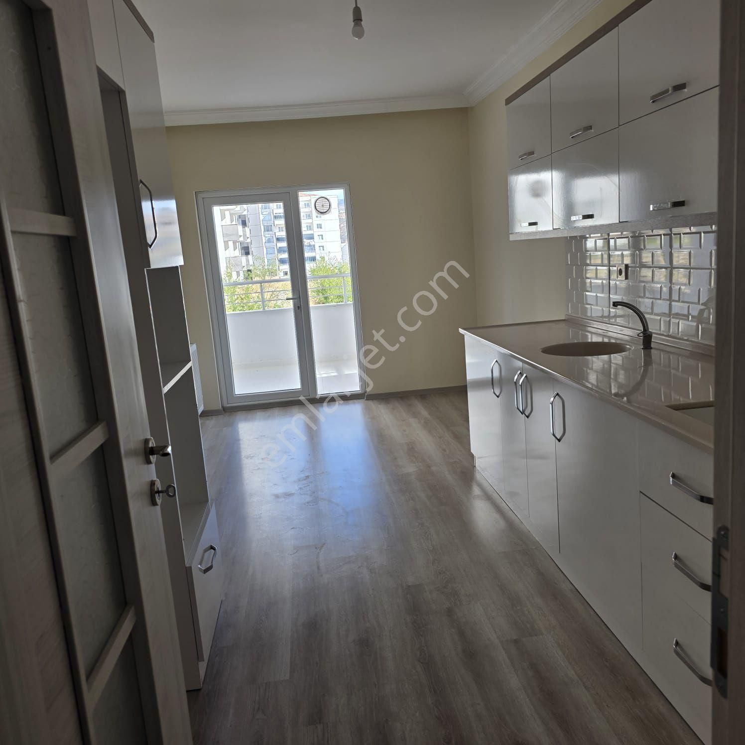 Tokat Merkez Topcam Mh 4+1 Satlik Daire - Görsel 24