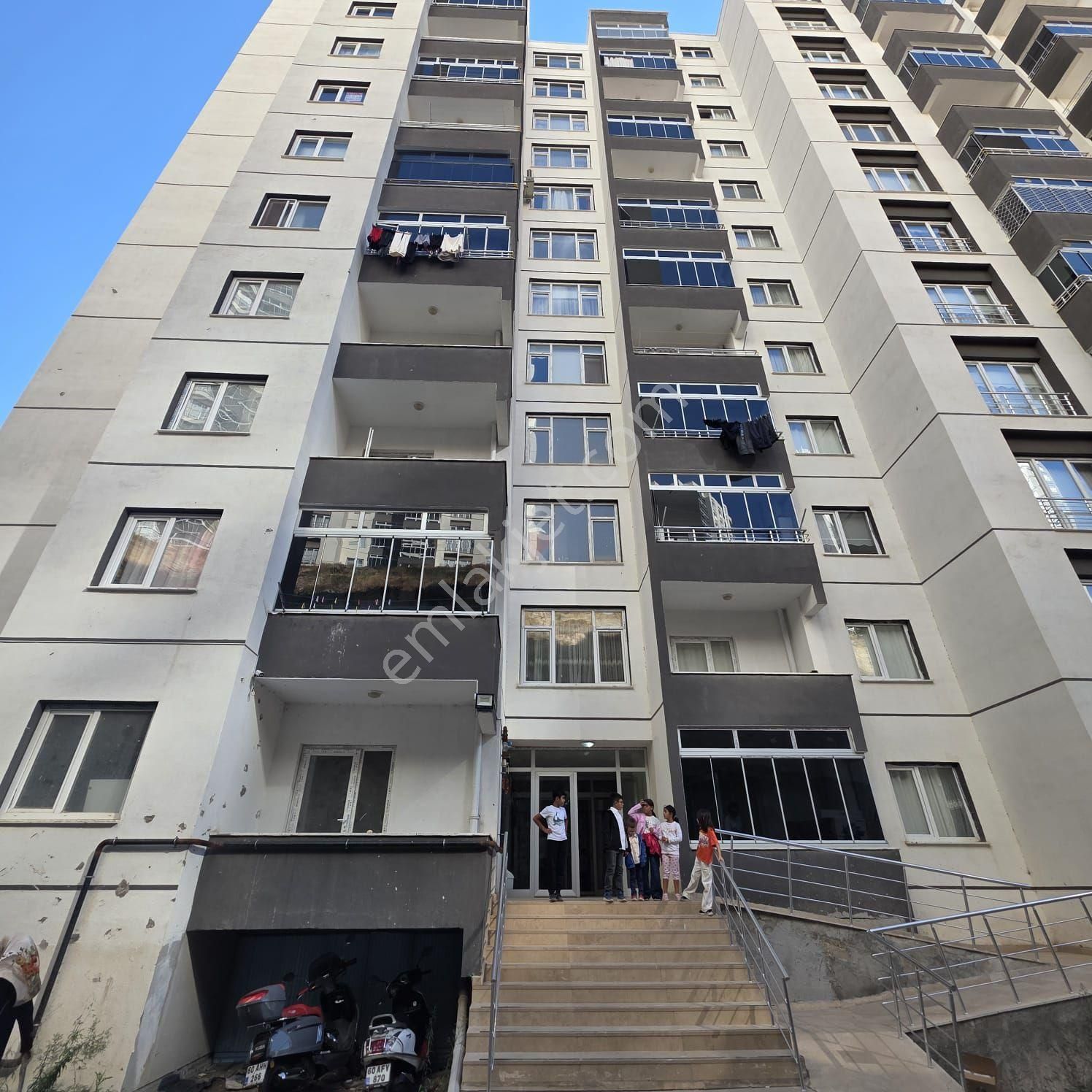 Tokat Merkez Topcam Mh 4+1 Satlik Daire - Görsel 3