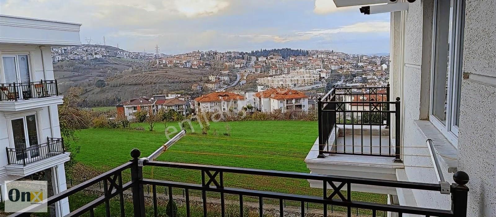 Kampüse Yürüme Mesafesinde 50 M2 Kiralık Sıfır Apart Daire