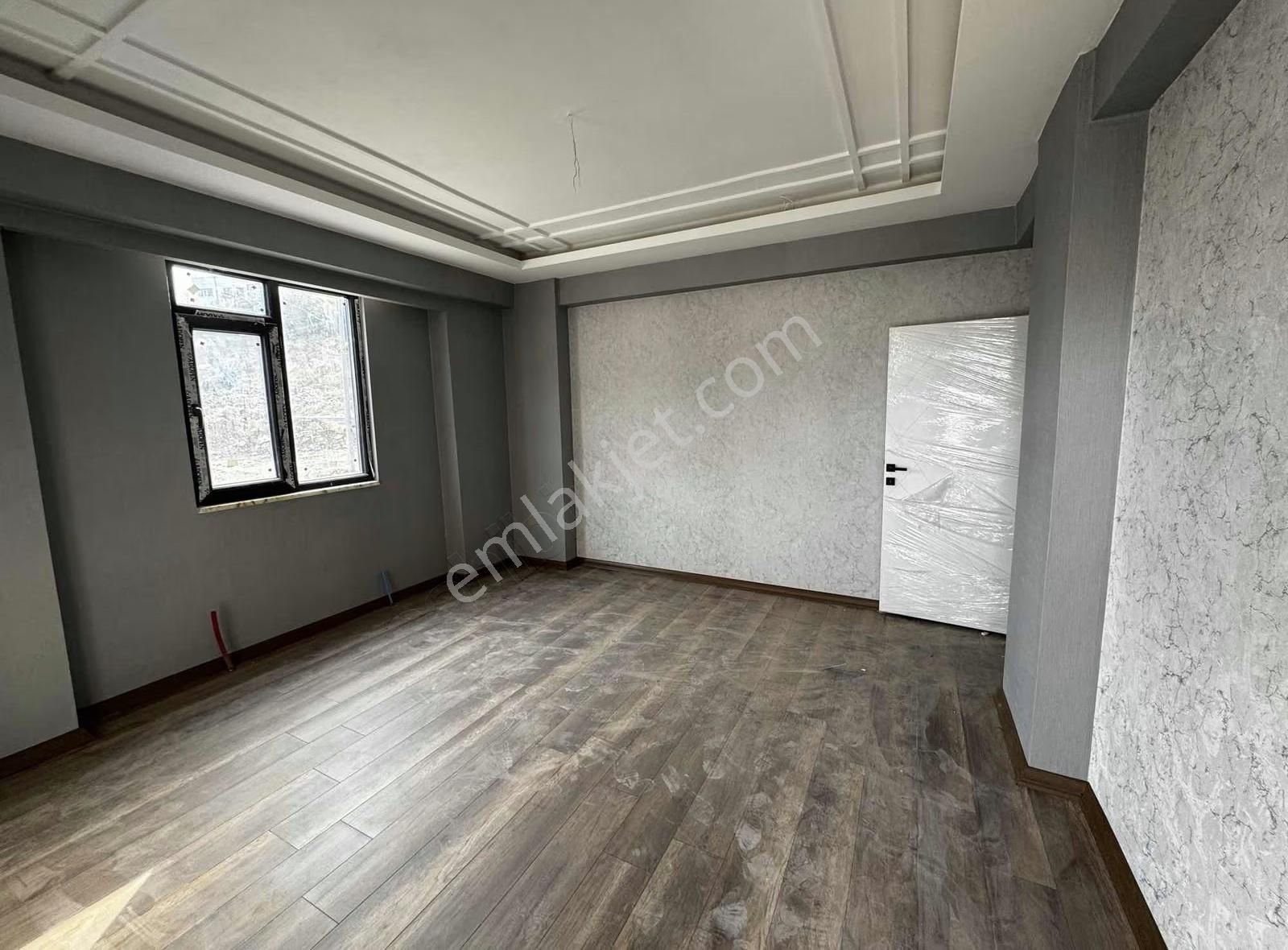 Solmaz Emlak Satılık Sıfır 3+1 - Görsel 17