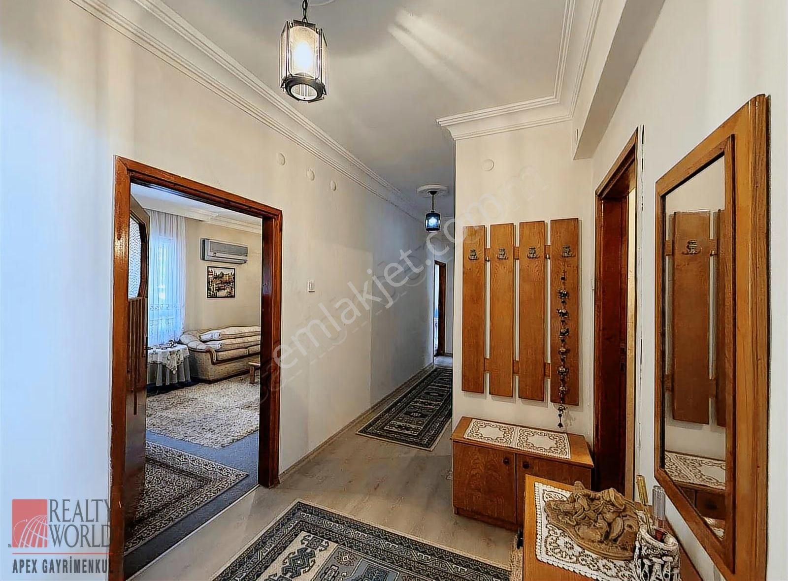 Konyaaltı Arapsuyu Mahallesinde Full Eşyalı 3+1 Giriş Kat Daire - Görsel 15