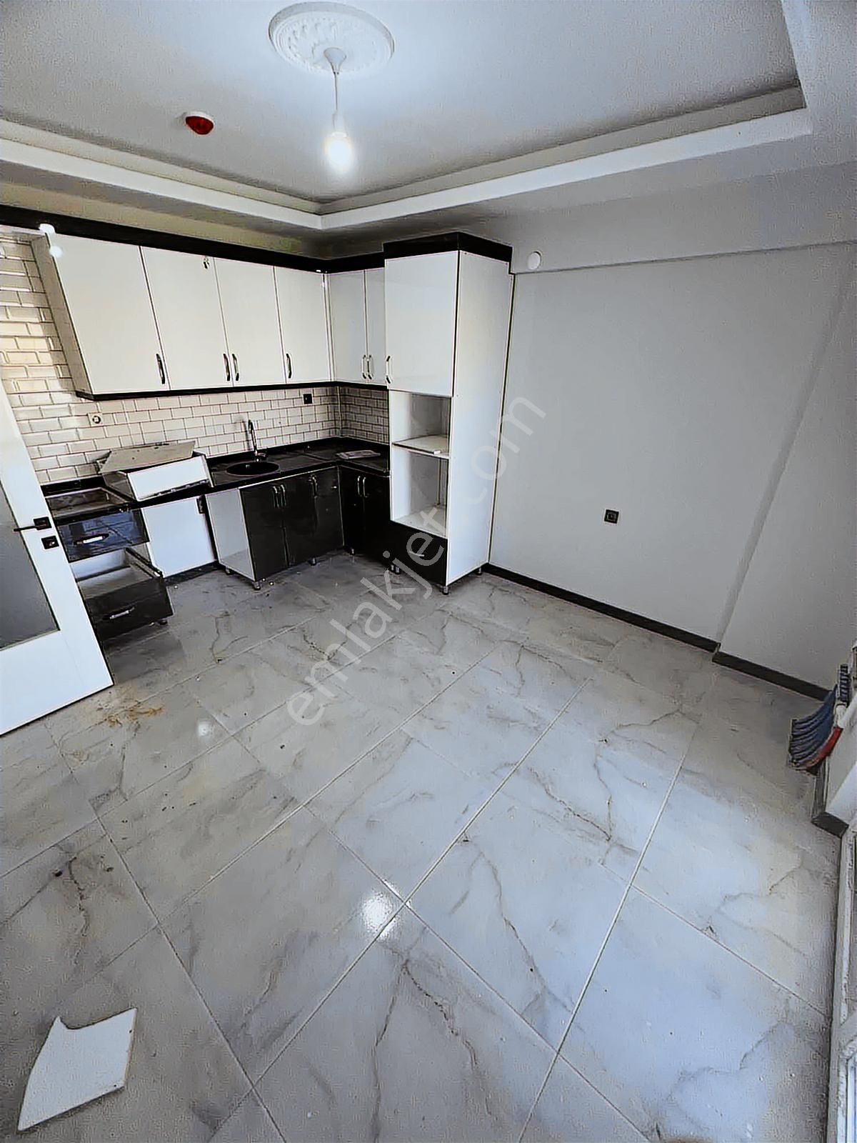 Kuzey Emlaktan Sıfır Yakacık Bulvarına Cephe Acil Satılık Daire - Görsel 3