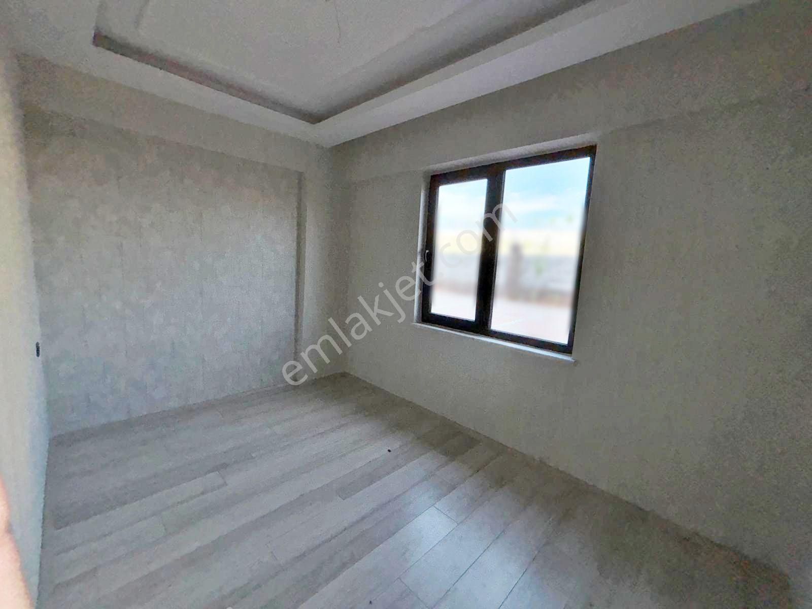 Alpaslan'da Ferah Yerden Isıtmalı Şık Tasarımıyla Lüx 2+1 Daire - Görsel 10