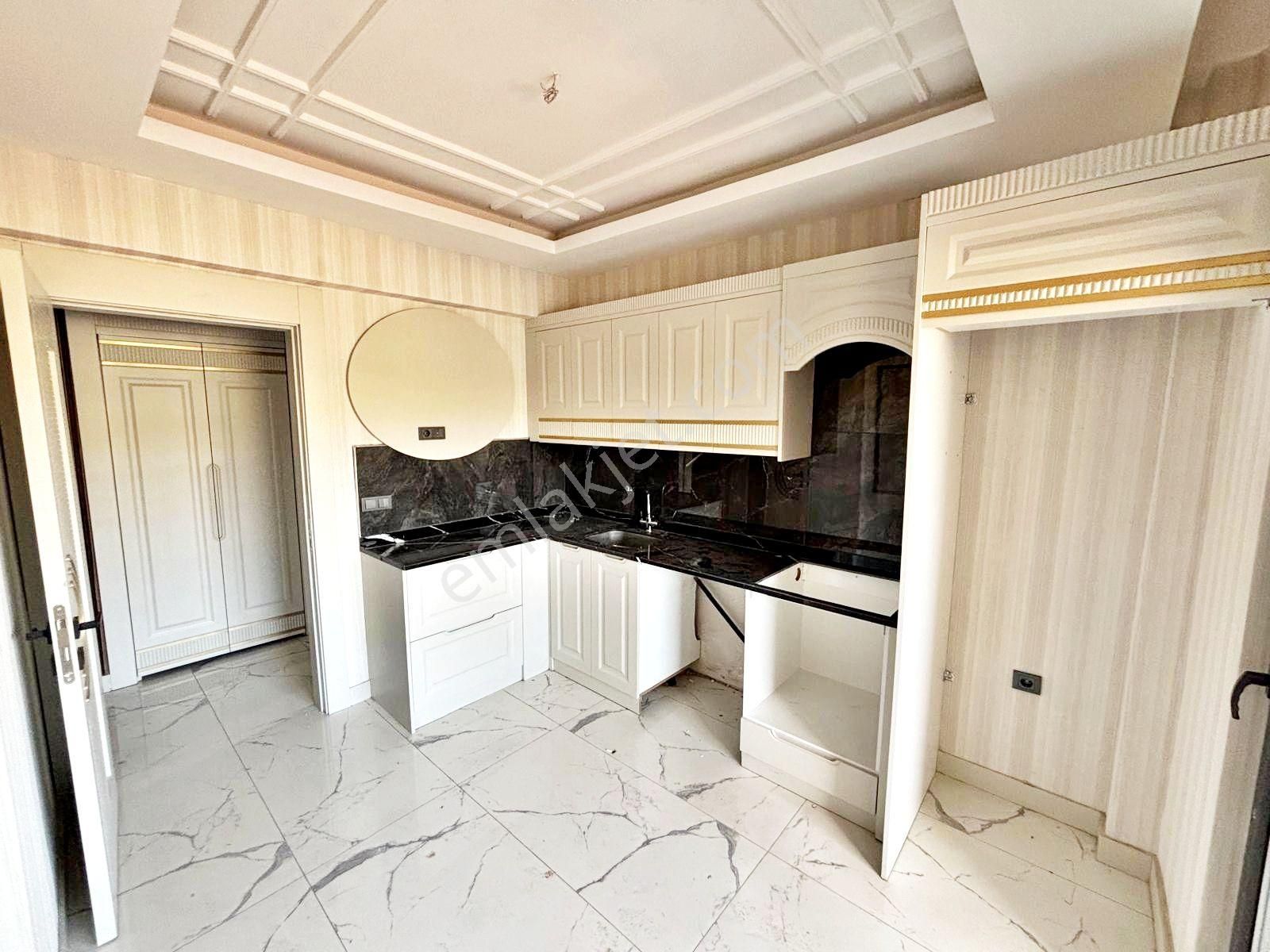 Alpaslan'da Ferah Yerden Isıtmalı Şık Tasarımıyla Lüx 2+1 Daire - Görsel 2