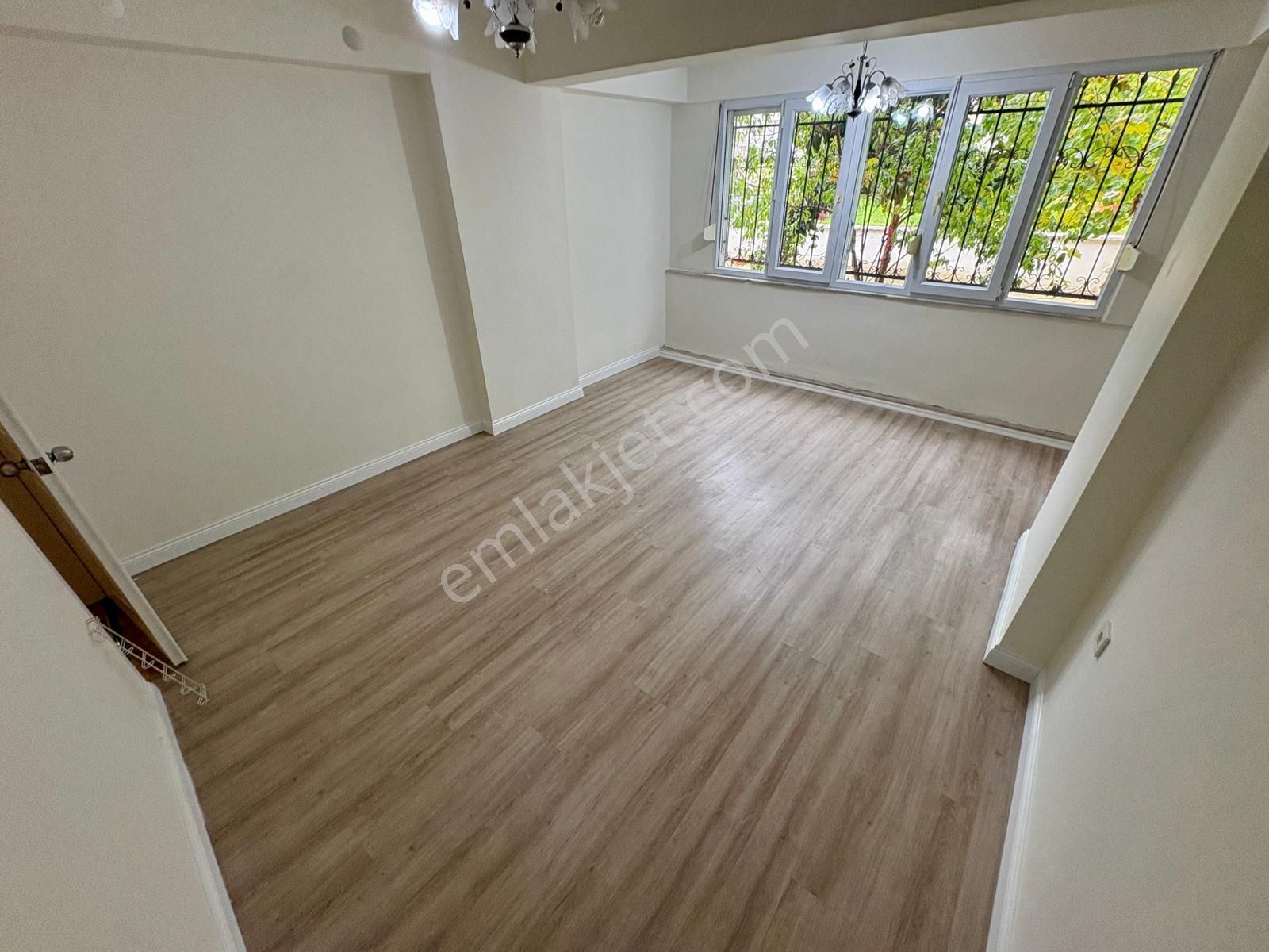 Akçay Sezgin Emlak'tan Merkez'de Denize Yakın Ön Cephe 2+1 Satılık Daire - Görsel 34
