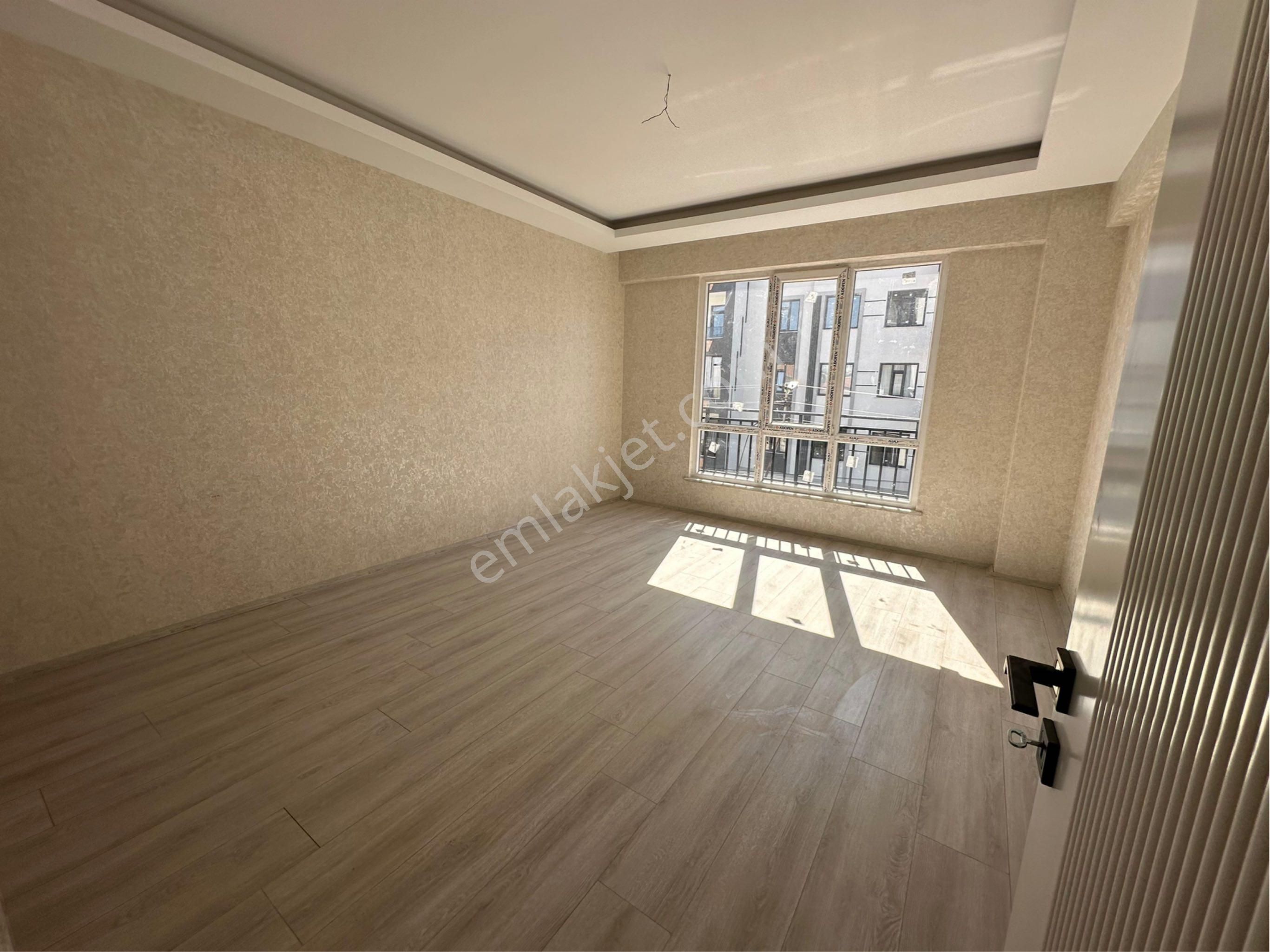 Meram Uluğbey Mahallesi Satılık 2+1 Lüx İskanlı Daire - Görsel 24