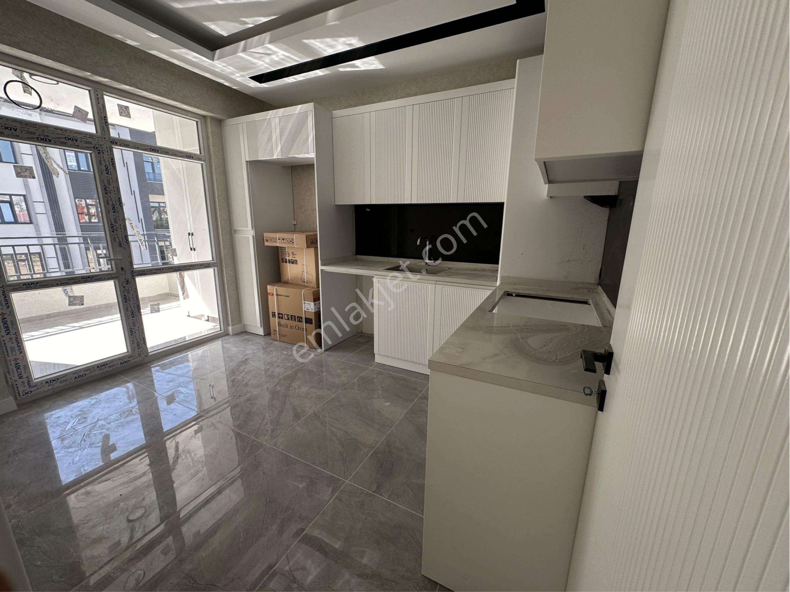 Meram Uluğbey Mahallesi Satılık 2+1 Lüx İskanlı Daire - Görsel 27