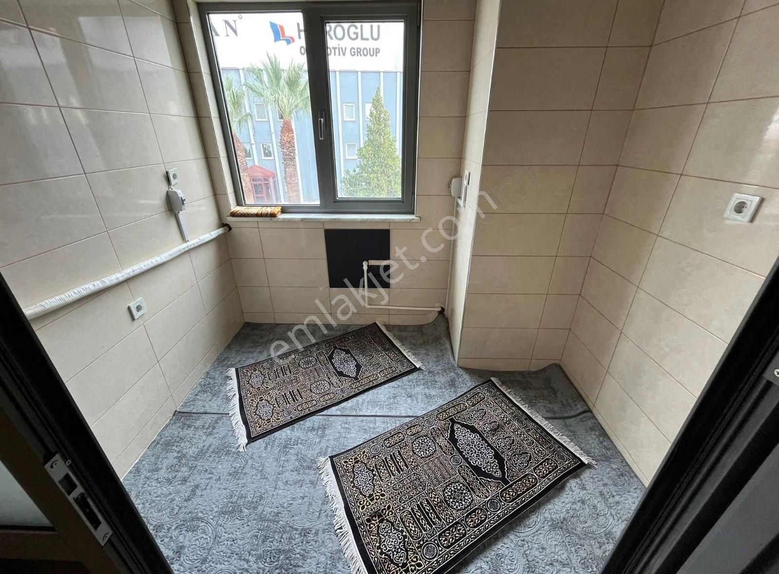 Kiralık İstanbul Yolu Cepheli Prestijli İş Yeri - Görsel 2