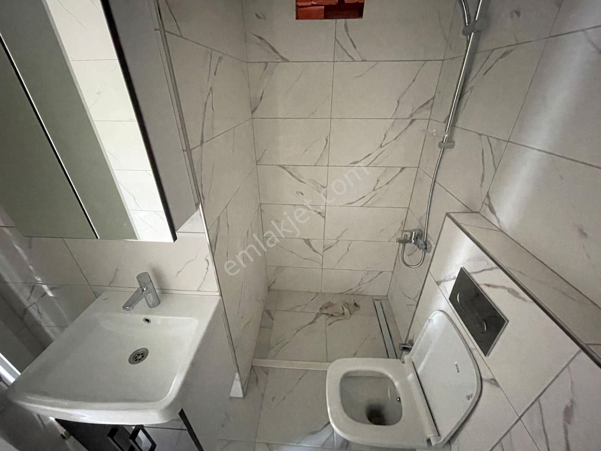 Yeditepe Üniv. Yakın Konumda, 19 Mayıs Cd Üzerinde Sıfır Bina 1+1 - Görsel 26