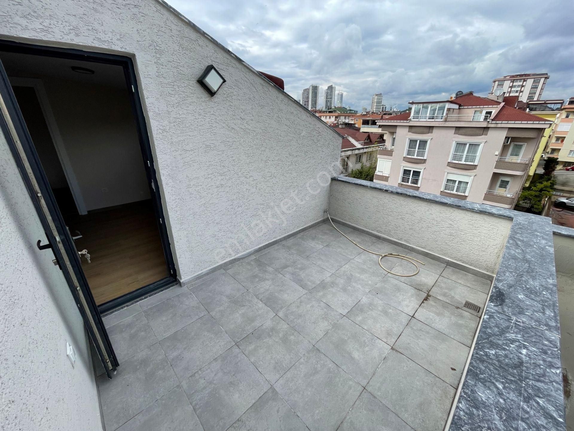 Yeditepe Üniv. Yakın Konumda, 19 Mayıs Cd Üzerinde Sıfır Bina 1+1 - Görsel 11