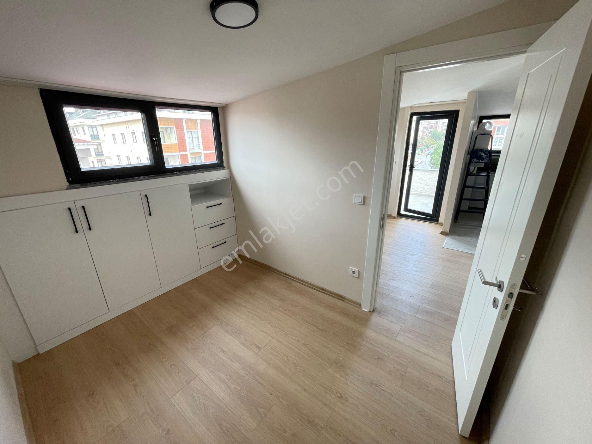 Yeditepe Üniv. Yakın Konumda, 19 Mayıs Cd Üzerinde Sıfır Bina 1+1 - Görsel 15