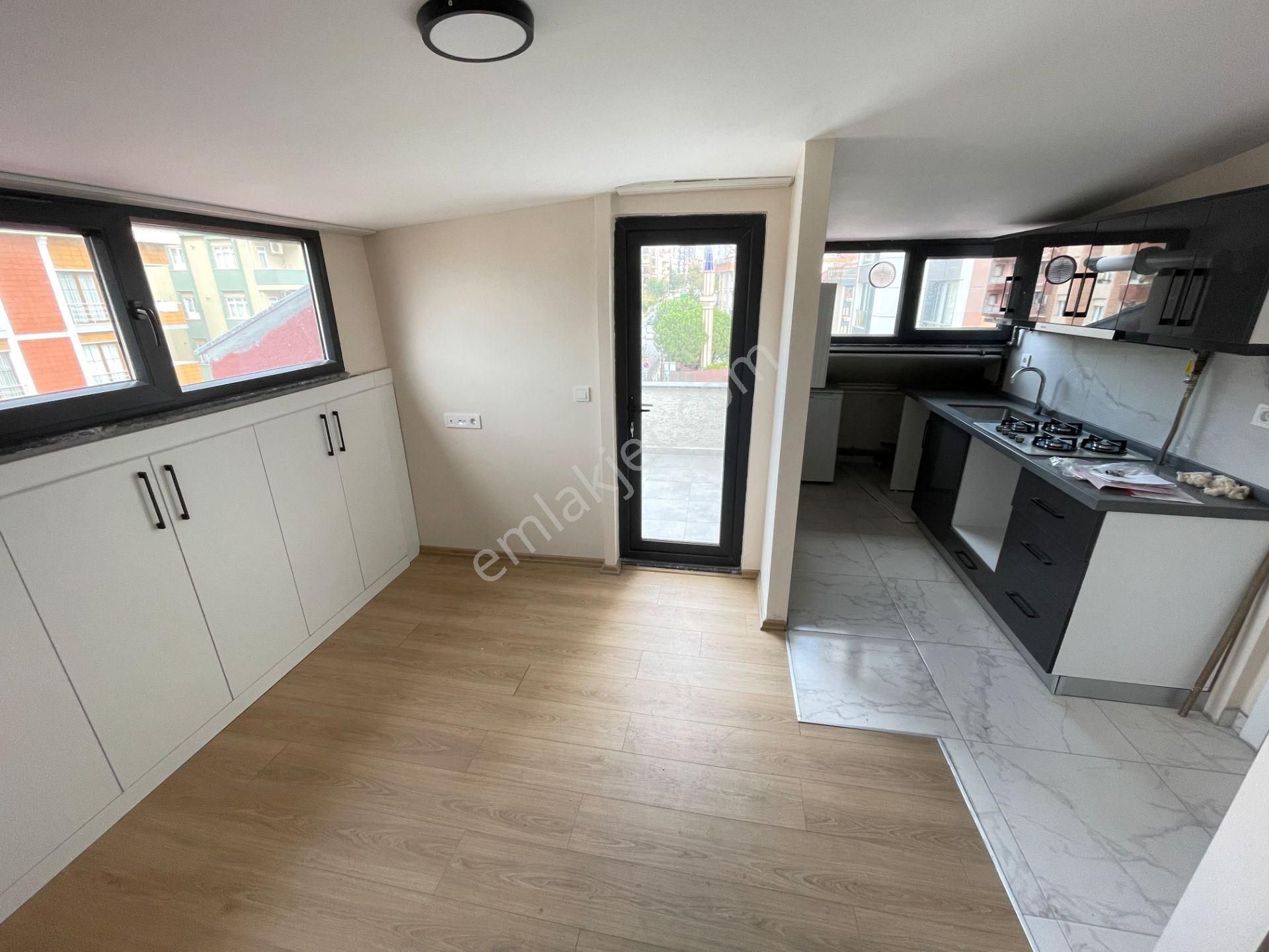 Yeditepe Üniv. Yakın Konumda, 19 Mayıs Cd Üzerinde Sıfır Bina 1+1 - Görsel 4