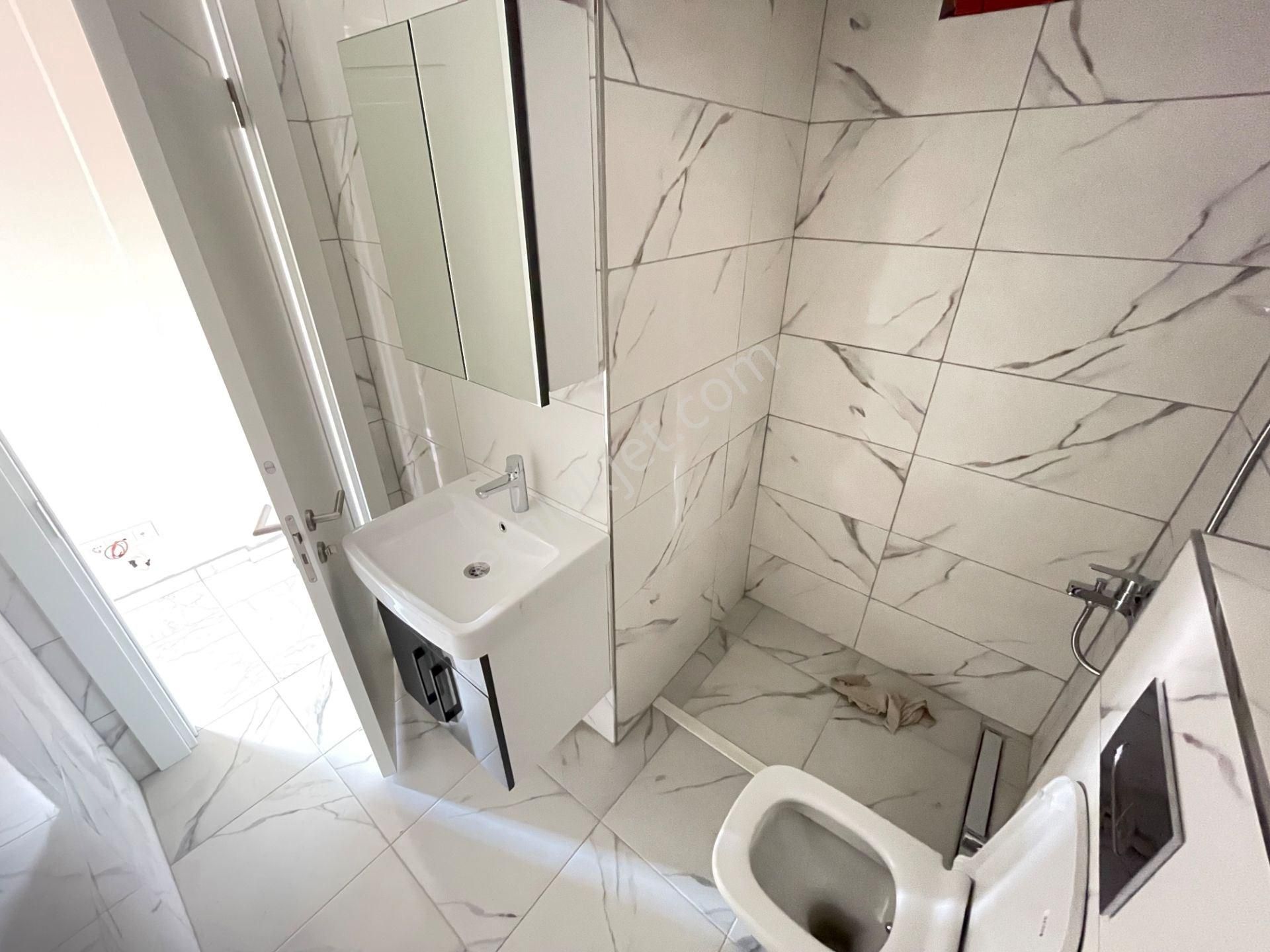 Yeditepe Üniv. Yakın Konumda, 19 Mayıs Cd Üzerinde Sıfır Bina 1+1 - Görsel 25