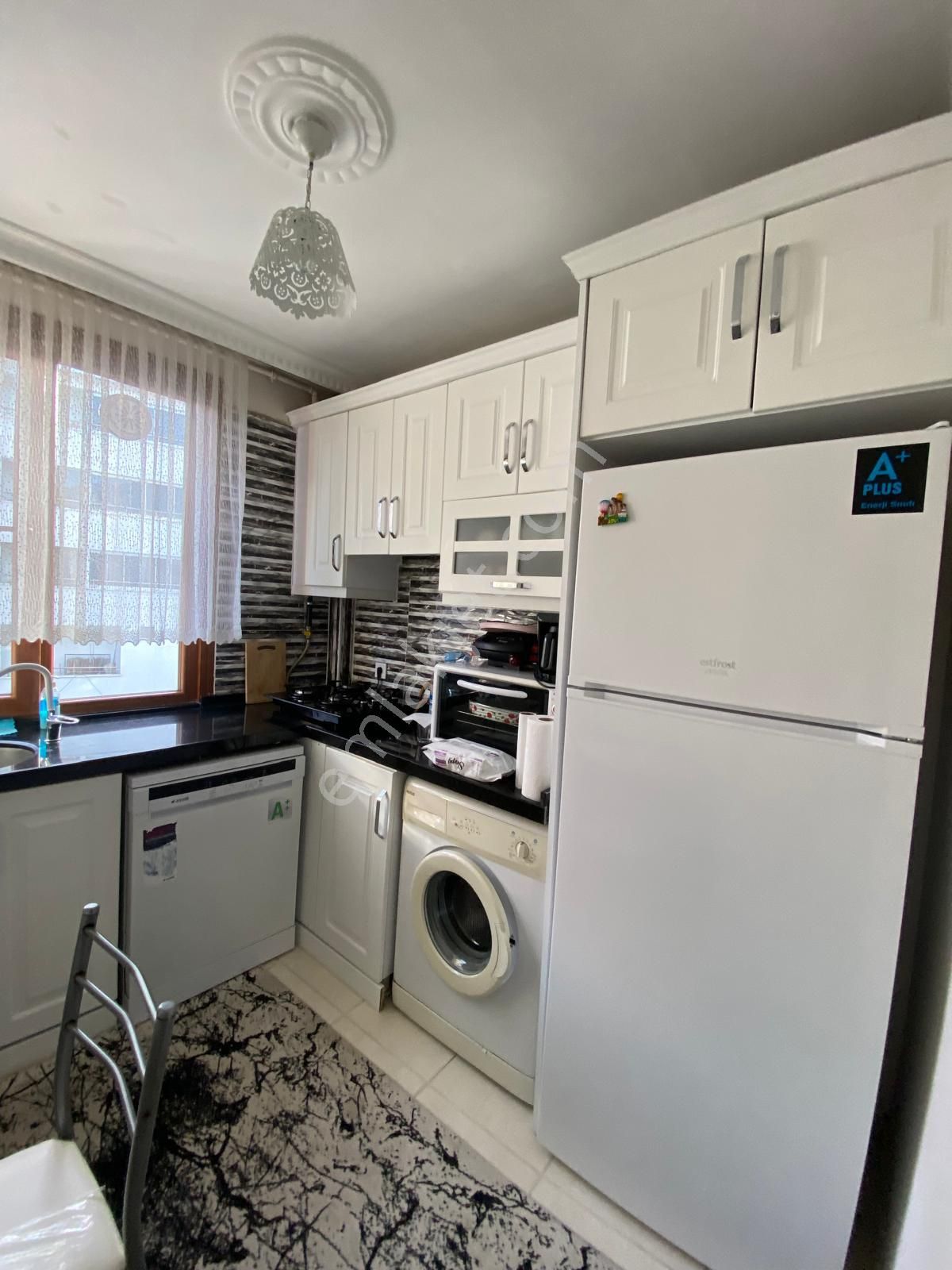 Gaziosmanpaşa Bağlarbaşı Mahallesi 5yılık Binada 2+1/80m2/2.kat/satılık Daire - Görsel 13