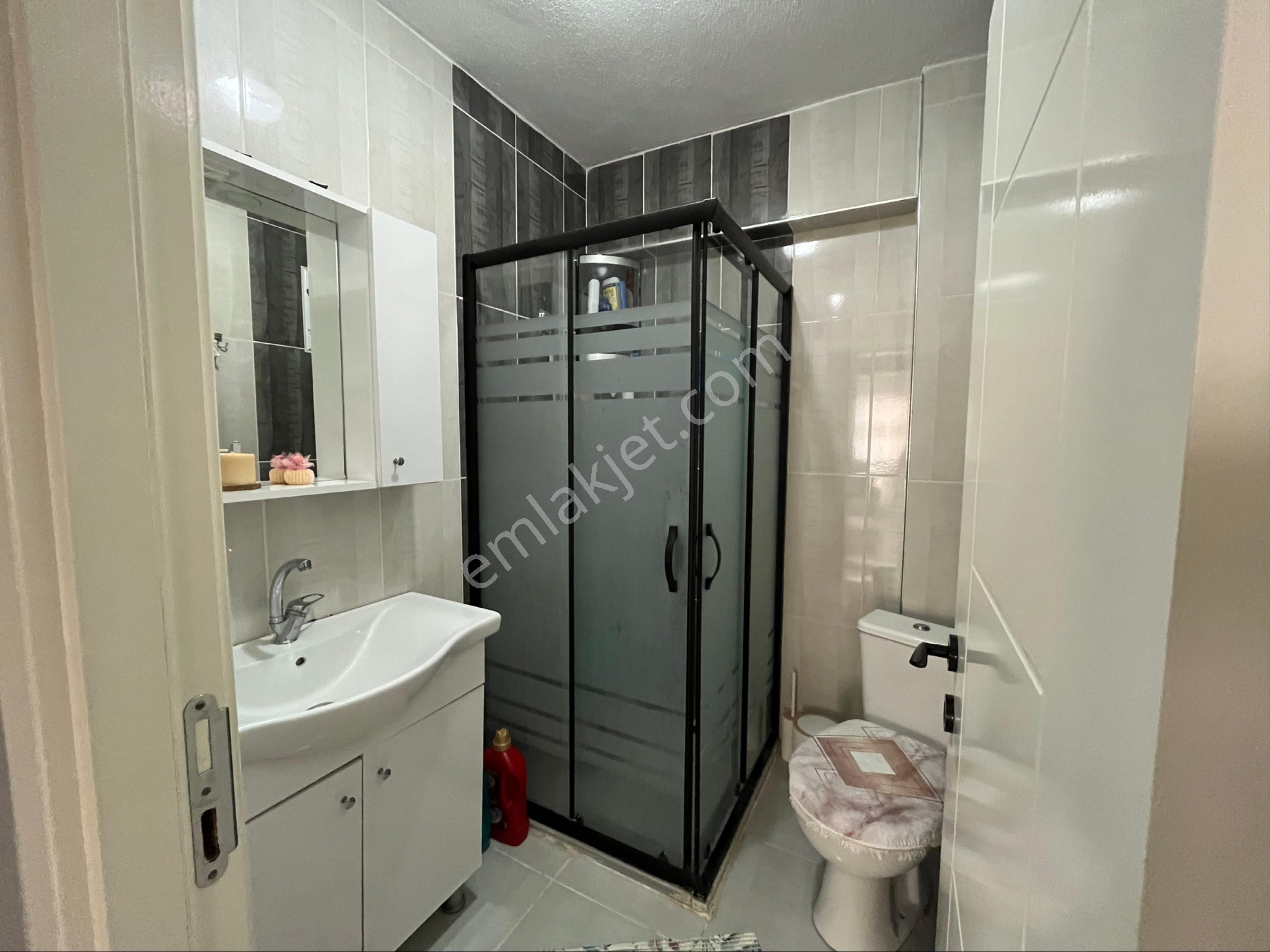 Güvercintepe’de Çift Balkonlu 2+1 Satılık Ara Kat Daire - Görsel 22