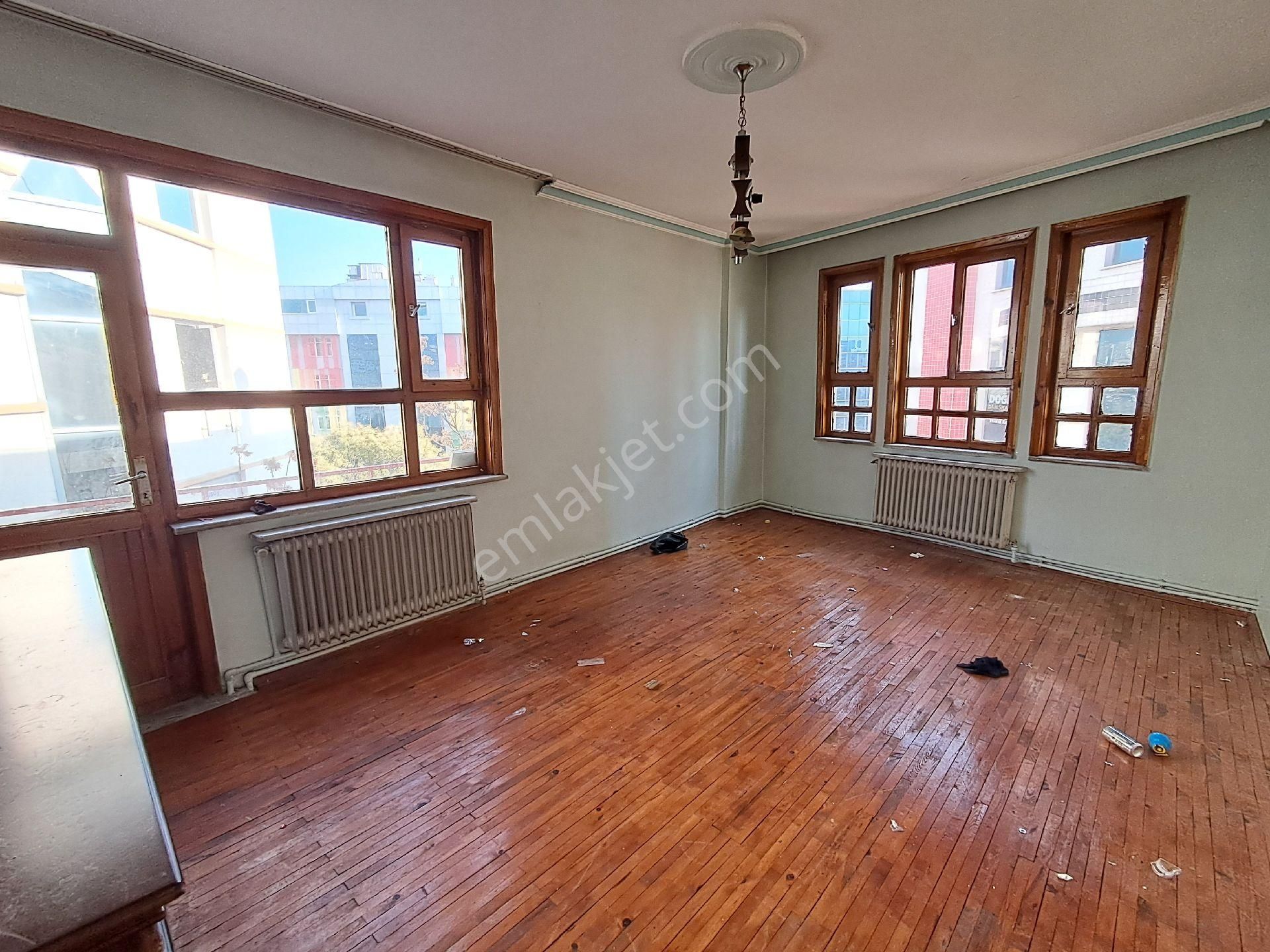 Numune Karşısı Kiralık Dublex 4+1 - Görsel 9