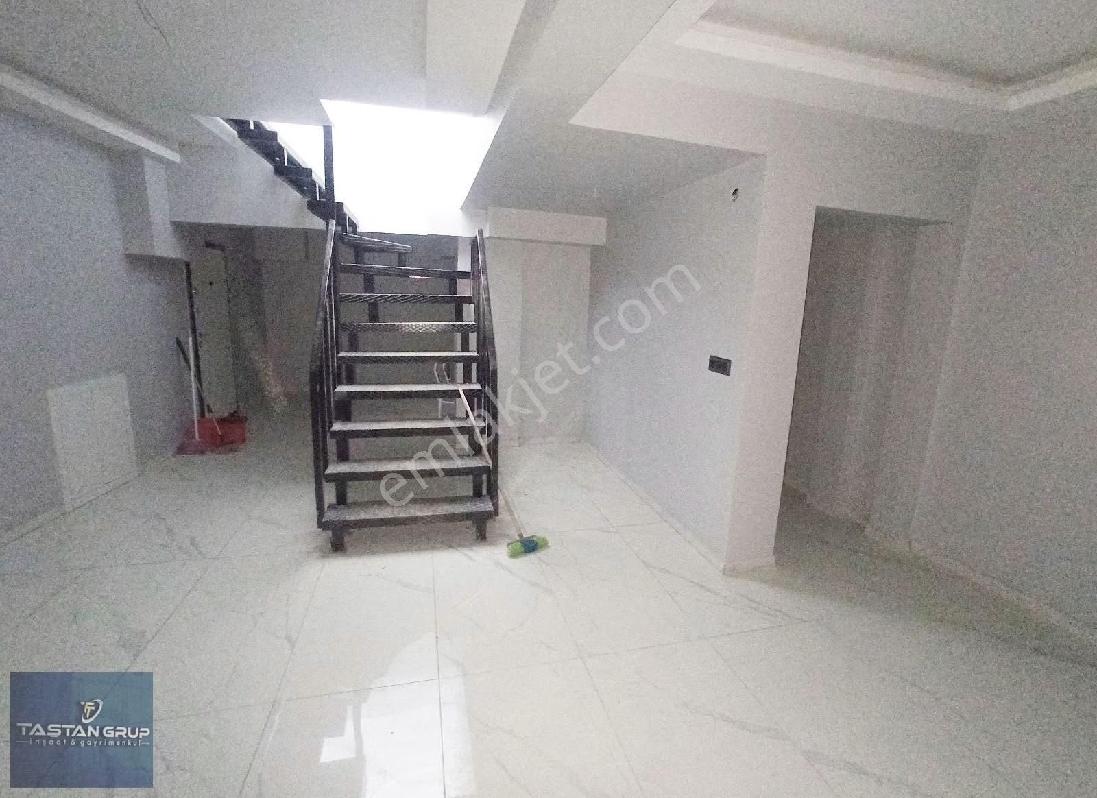 İncek Meydanda Jewel İnceğin Karşısı , Kullanışlı Ters Dublekükk - Görsel 9