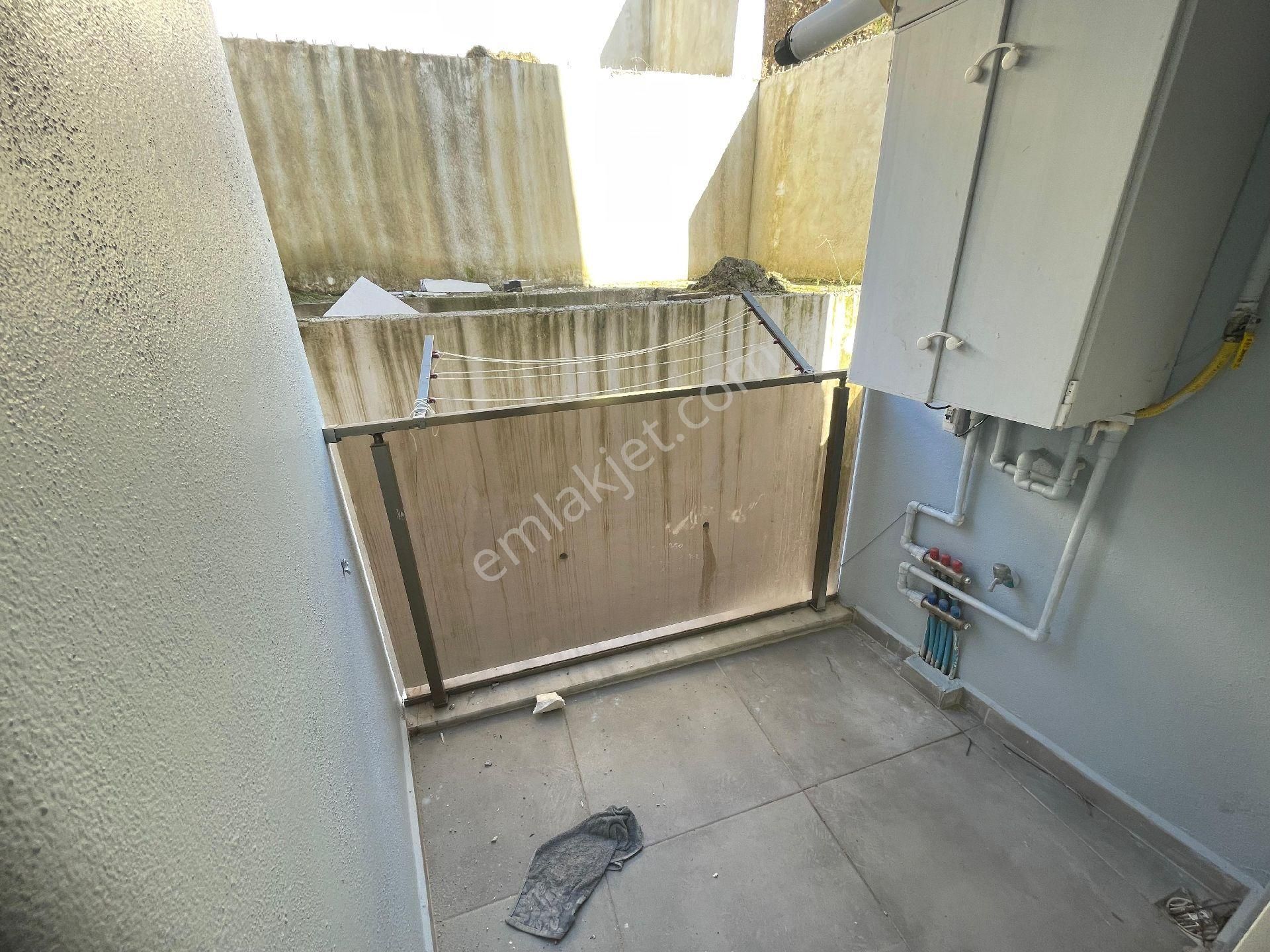 Aydın Zafer Mahallesinde Satılık 55 M2 1+1 Kısmi Eşyalı - Görsel 9