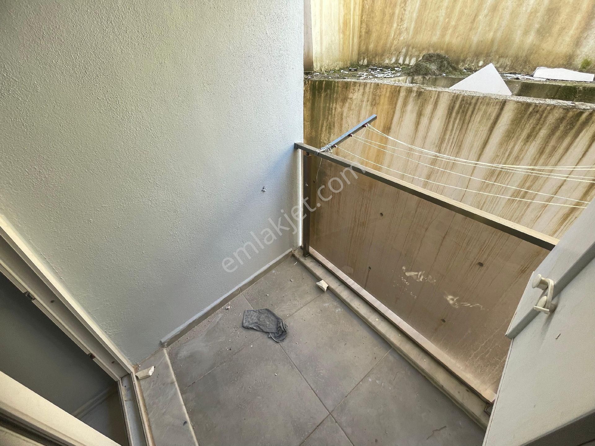 Aydın Zafer Mahallesinde Satılık 55 M2 1+1 Kısmi Eşyalı - Görsel 17