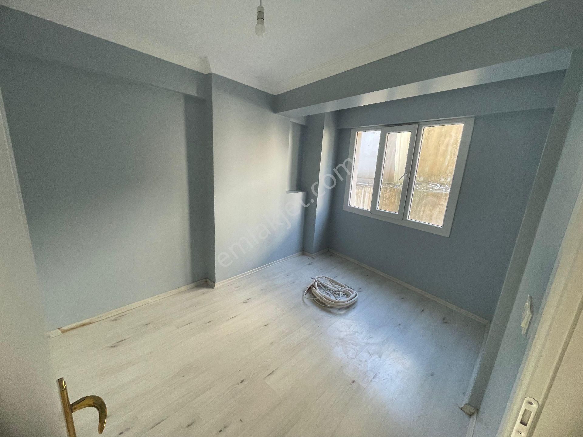 Aydın Zafer Mahallesinde Satılık 55 M2 1+1 Kısmi Eşyalı - Görsel 16