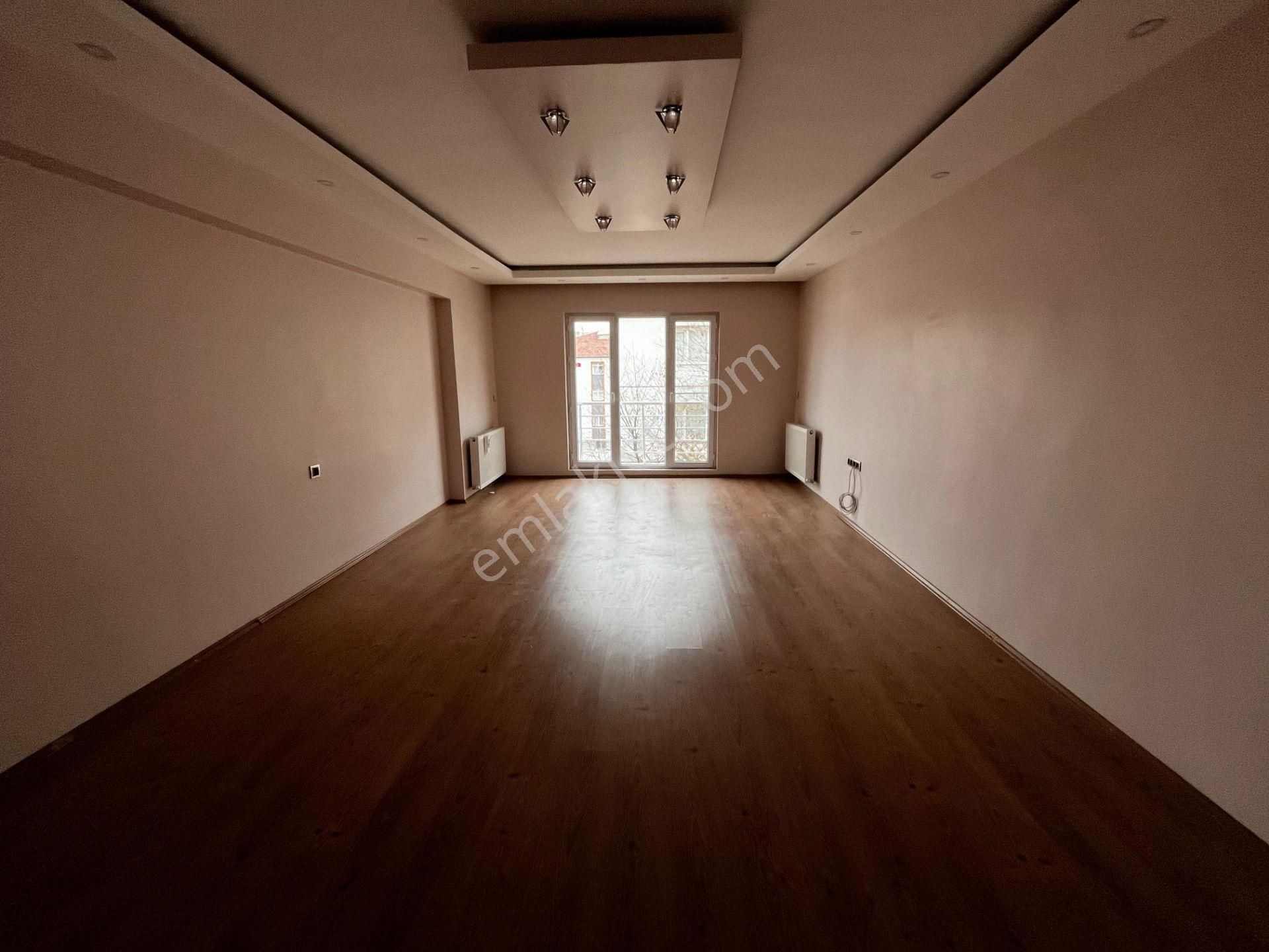 Mareşal Çakmak Mah.'de Ebeveyn Banyo Ve Asansörlü 130 M2 Fırsat Daire - Görsel 8