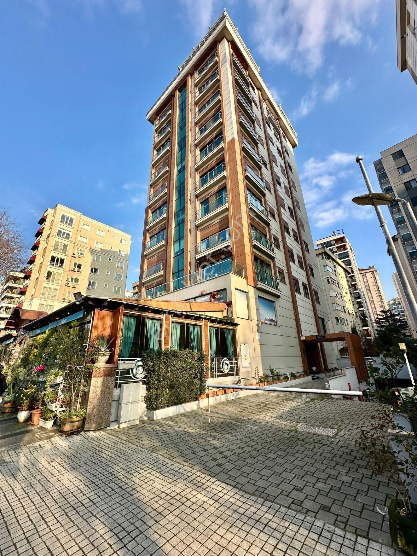 Konut Ve Ticari'den Caddebostan'da Göztepe Parkı Manzaralı Satılık 2+1 Daire - Görsel 2