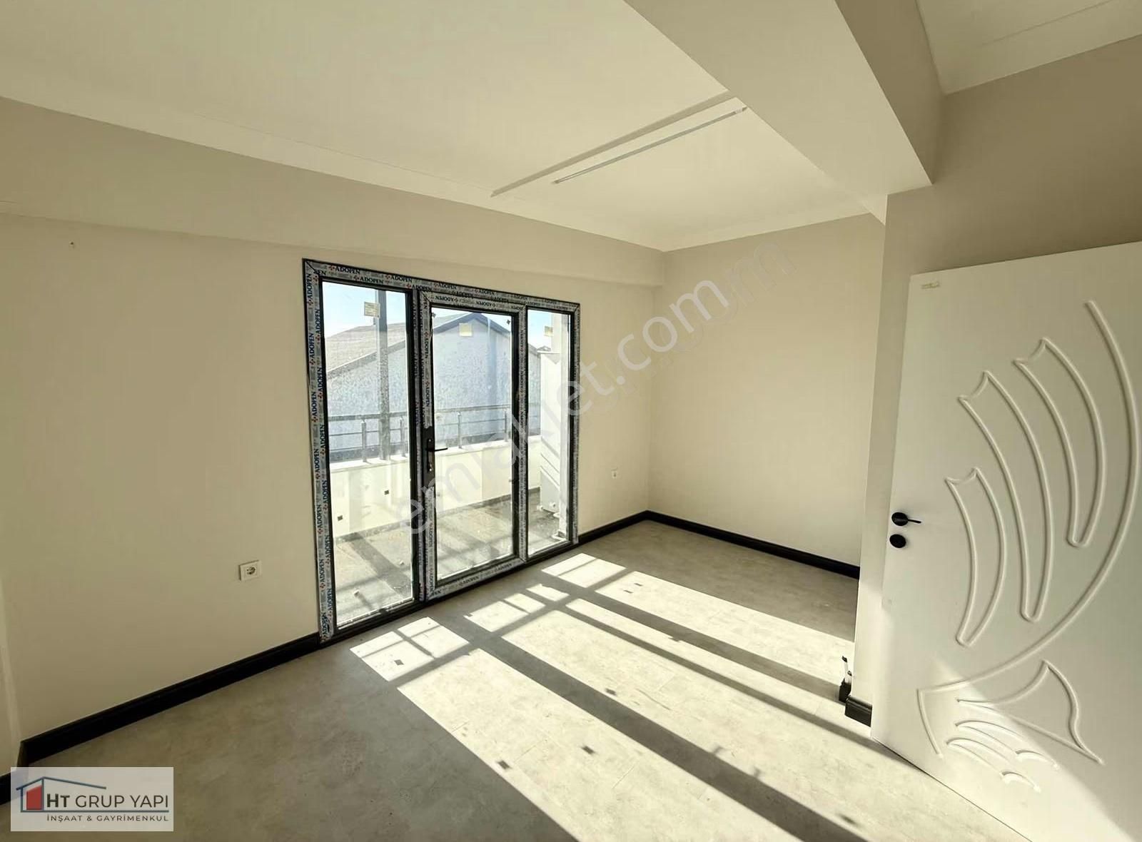 ▃▅▇ht Grup▇▅▃denize 200 M Mesafede Geniş Bahçeli Lux Villa - Görsel 2