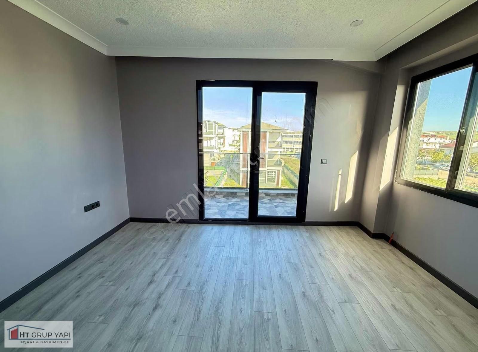 ▃▅▇ht Grup▇▅▃geniş Bahçeli 4+1 İskanlı Lux Villa - Görsel 12