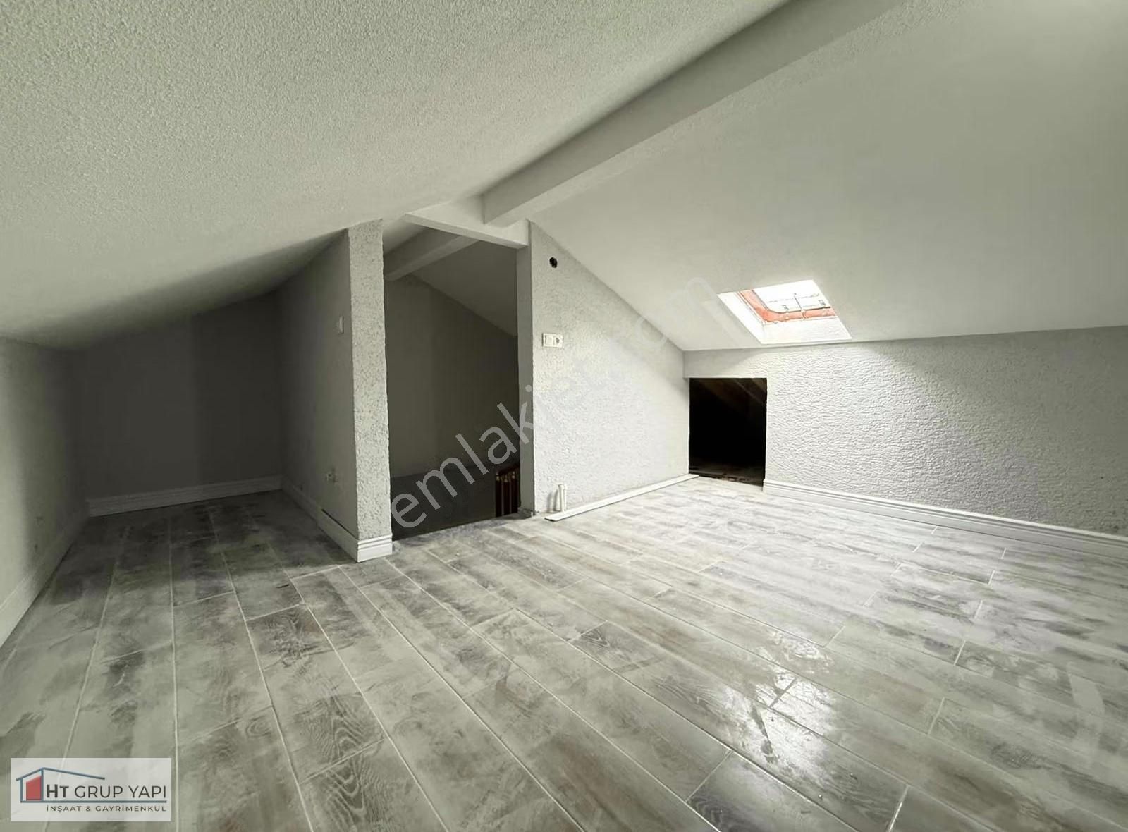 ▃▅▇ht Grup▇▅▃3+1 Merkezi Konumda Şirin Villa - Görsel 6