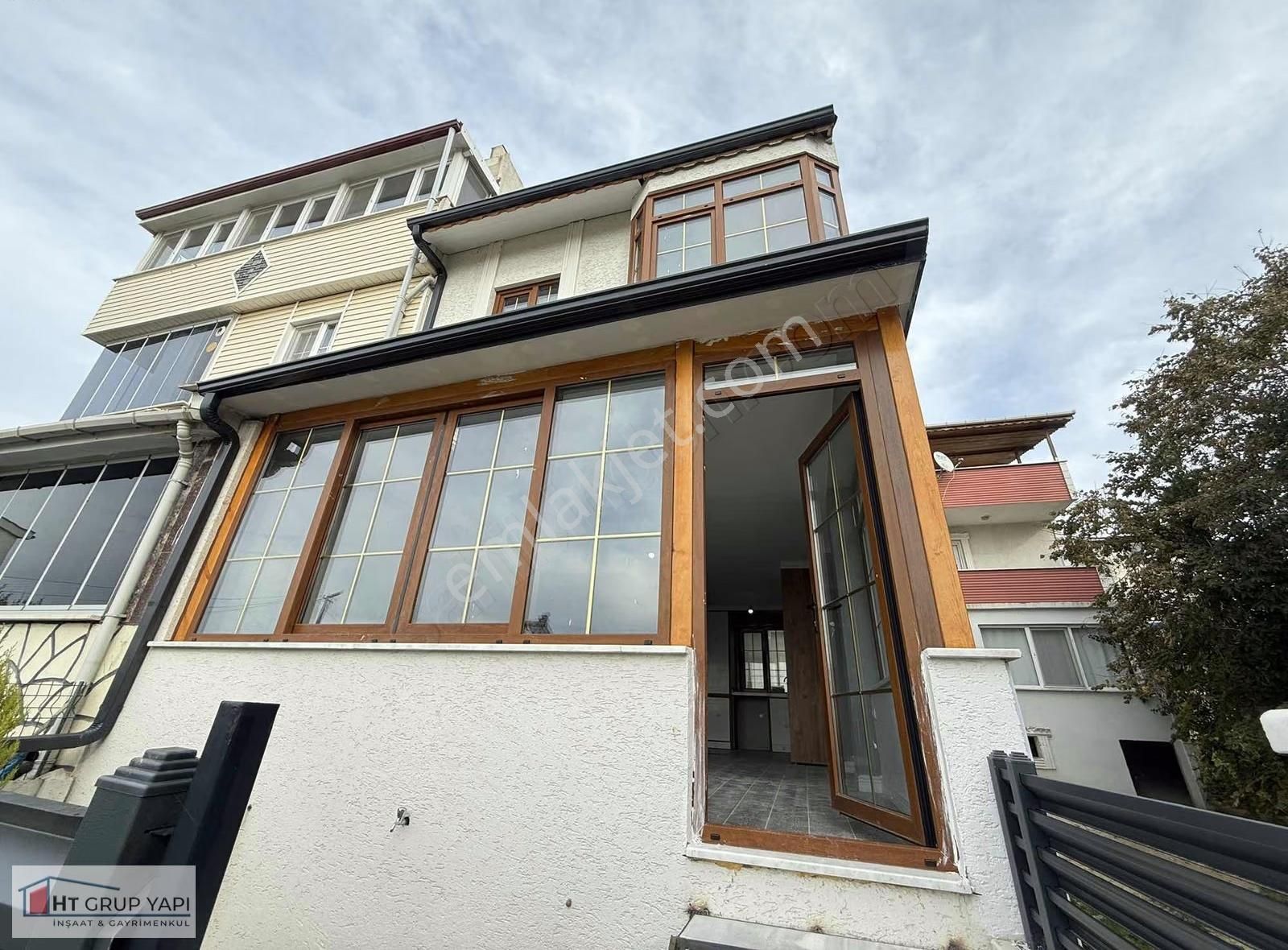 ▃▅▇ht Grup▇▅▃3+1 Merkezi Konumda Şirin Villa - Görsel 9