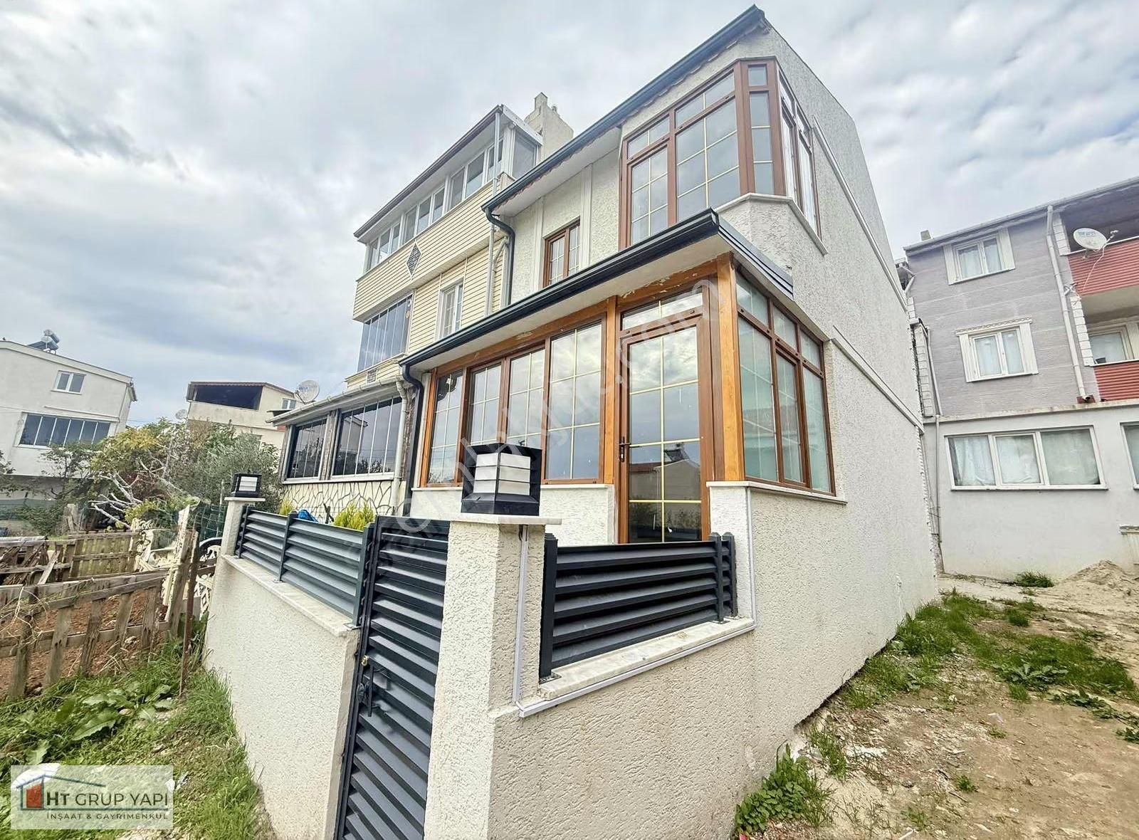 ▃▅▇ht Grup▇▅▃3+1 Merkezi Konumda Şirin Villa
