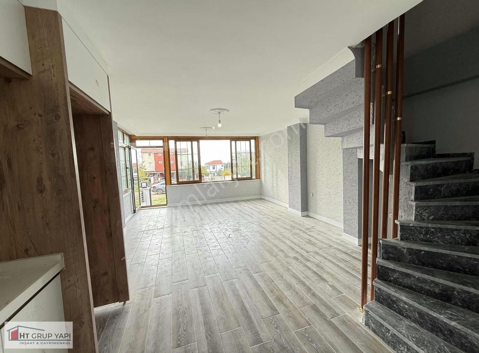 ▃▅▇ht Grup▇▅▃3+1 Merkezi Konumda Şirin Villa - Görsel 32